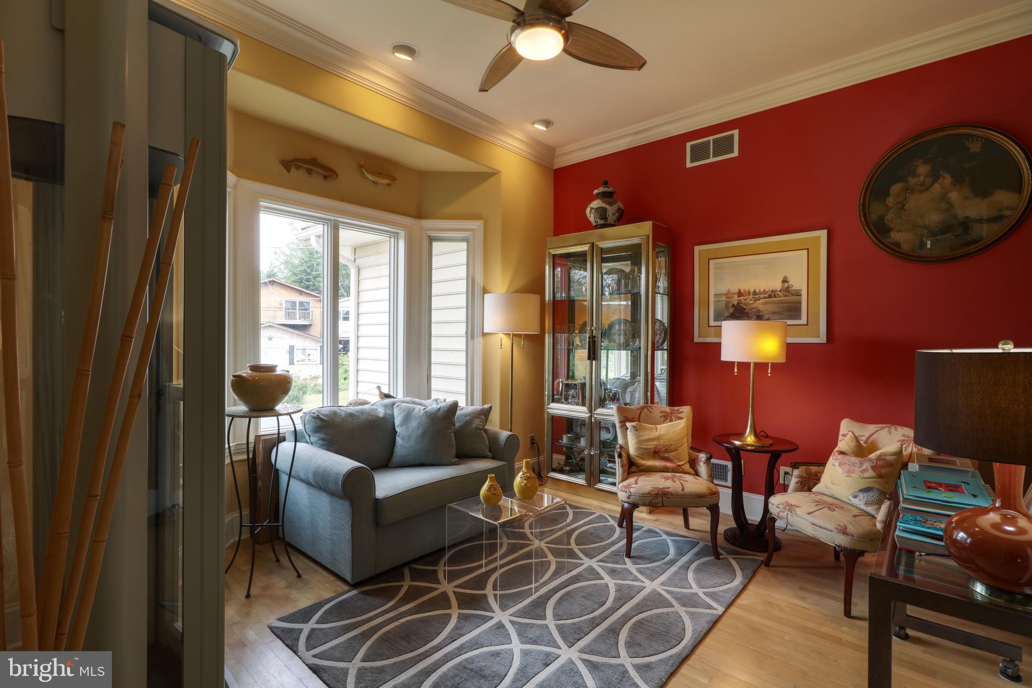 CHARLESTOWN - Residential