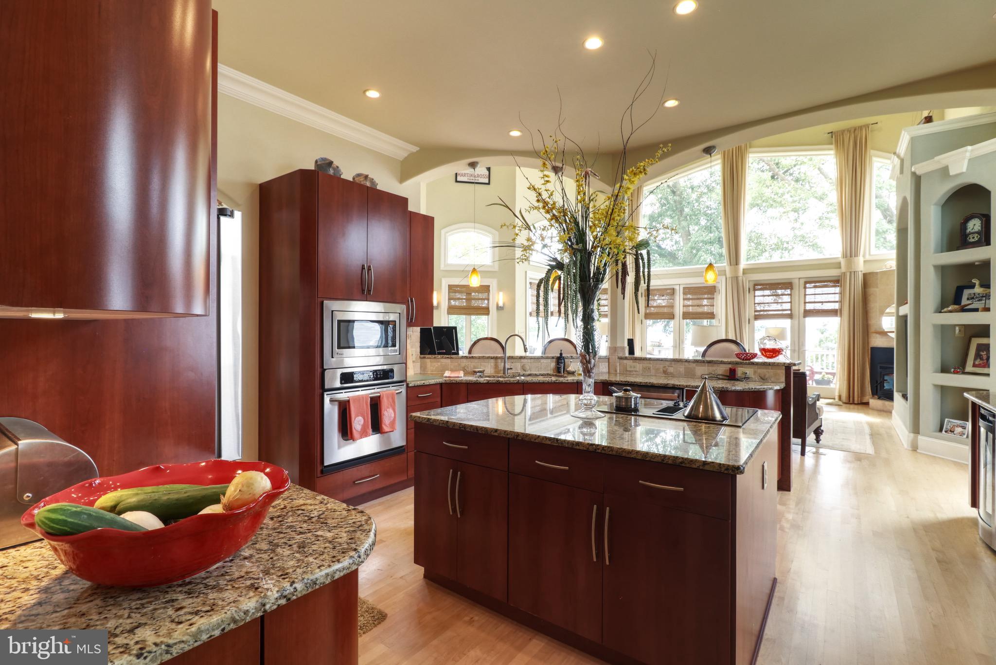 CHARLESTOWN - Residential