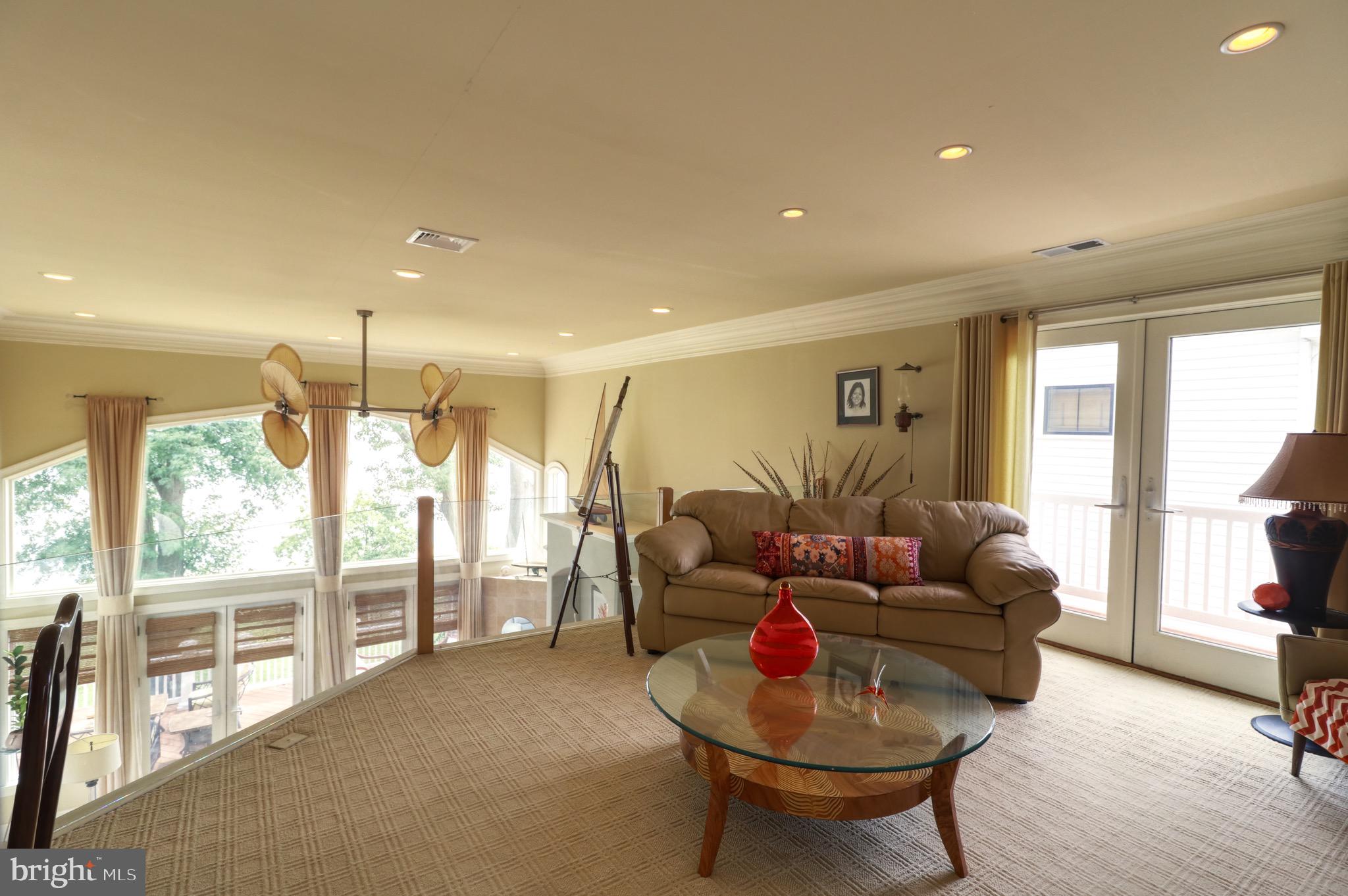 CHARLESTOWN - Residential