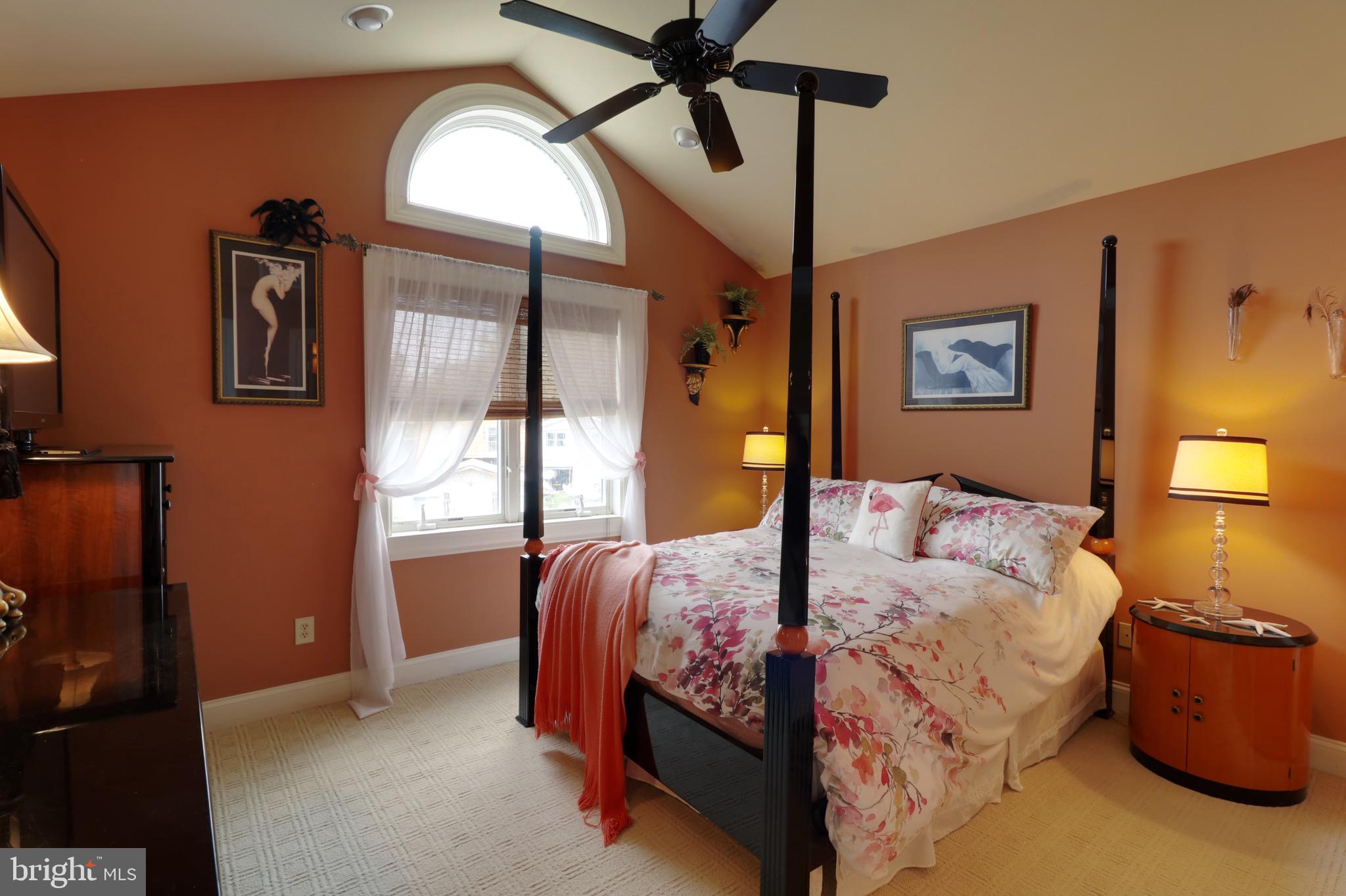 CHARLESTOWN - Residential