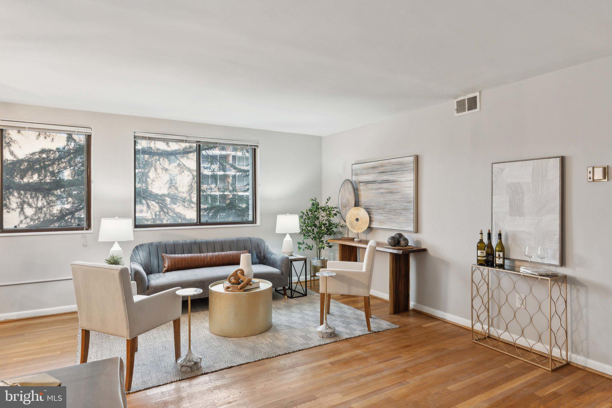 2016 N ADAMS STREET 404