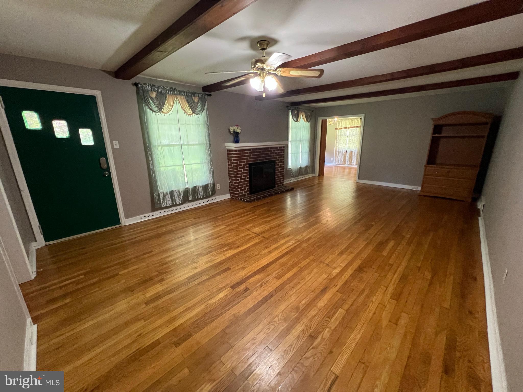 Welcome to 132 W Conestoga Road, a delightful 3-bedroom, 2-bathroom home located in the prestigious Devon area, within the top-ranked school district in Pennsylvania. This charming property offers a perfect combination of comfort, convenience, and ample space, ideal for anyone looking for a peaceful retreat in a highly desirable neighborhood.
Key Features:
Three Comfortable Bedrooms: Spacious and bright, each bedroom offers a serene escape with plenty of closet space.
Two Full Bathrooms: Well-maintained bathrooms with modern fixtures, providing convenience for all residents.
Large Yard: Enjoy outdoor activities and gardening in the expansive yard, perfect for family gatherings and playtime.
Generous Basement: A large basement offers versatile space for storage, a home gym, or a recreation area.
Ample Parking: Parking for 3+ vehicles, ensuring convenience for you and your guests.
Location Highlights:
Top School District: Situated in the top school district in Pennsylvania, providing exceptional educational opportunities for your children.
Convenience: Close to local shops, dining, and recreational facilities, offering everything you need within a short distance.
Community: Enjoy the peaceful, family-friendly neighborhood with a strong sense of community and safety.
Additional Amenities:
Modern Kitchen: Equipped with updated appliances, plenty of counter space, and ample cabinetry for all your culinary needs.
Cozy Living Areas: Comfortable and inviting living spaces, perfect for relaxing and entertaining guests.
Pet-Friendly: Pets are welcome, making this an ideal home for your entire family.
Don't miss out on this exceptional rental opportunity in Devon, PA. Experience the best in suburban living with top-tier education, abundant space, and modern amenities. Schedule a viewing today and make 132 W Conestoga Road your new home.
