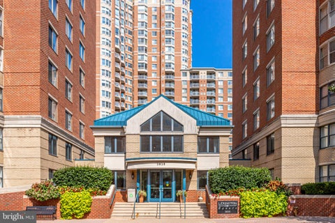 Photo of 3830 9th Street N #602W, ARLINGTON, VA 22203 (MLS # VAAR2079564)