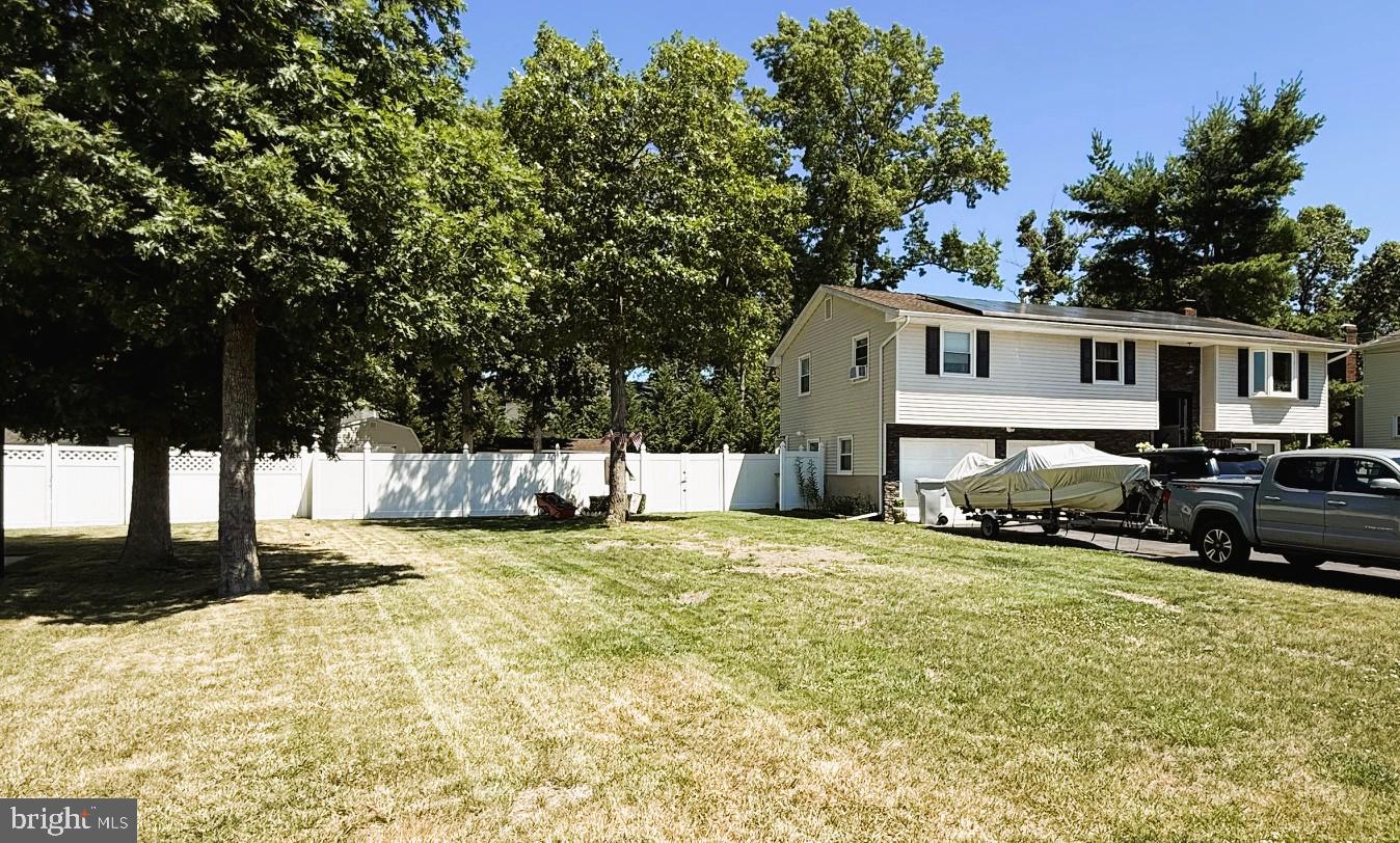 1629 DOLLY DRIVE