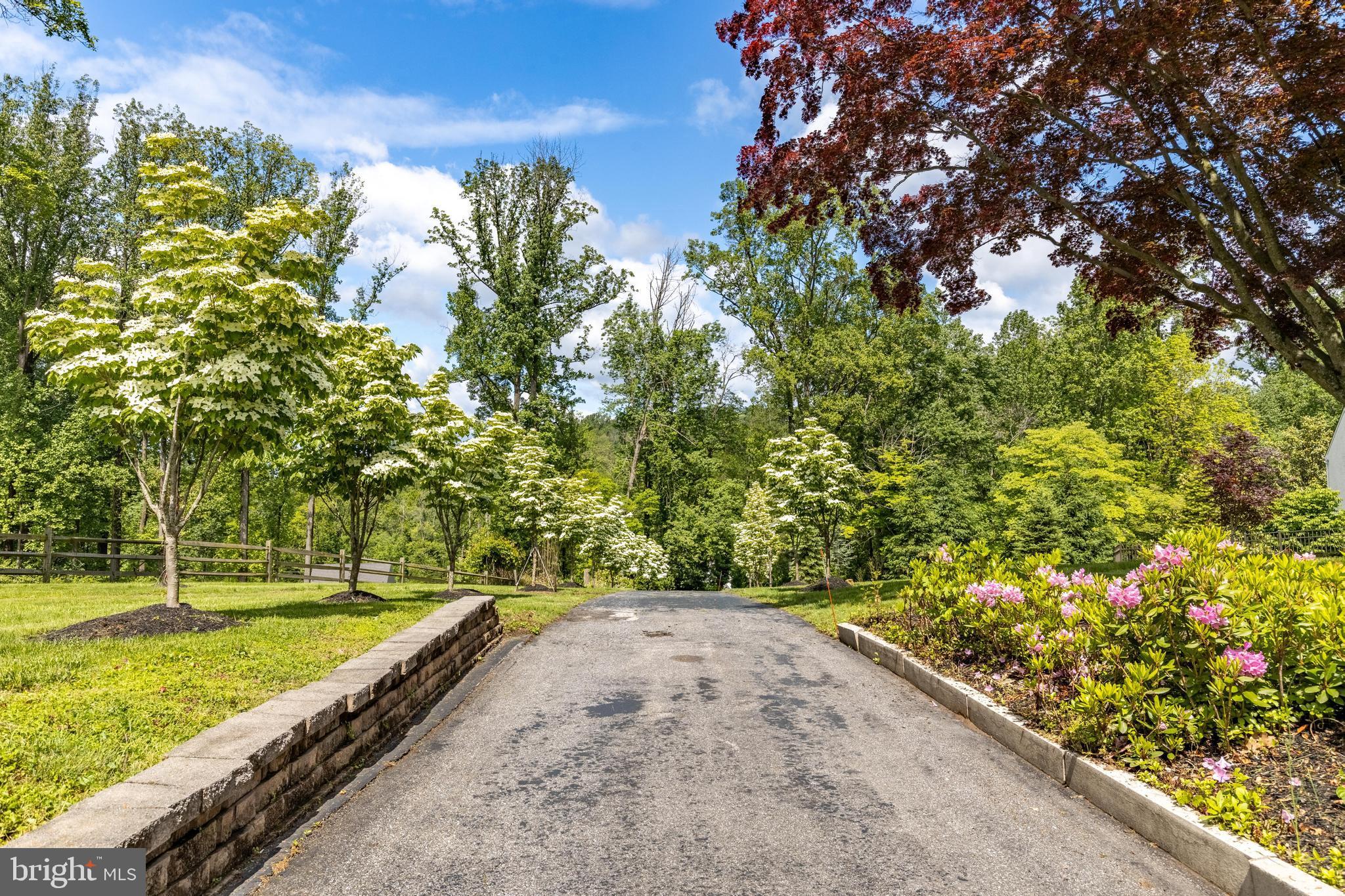 THORNBURY - Residential