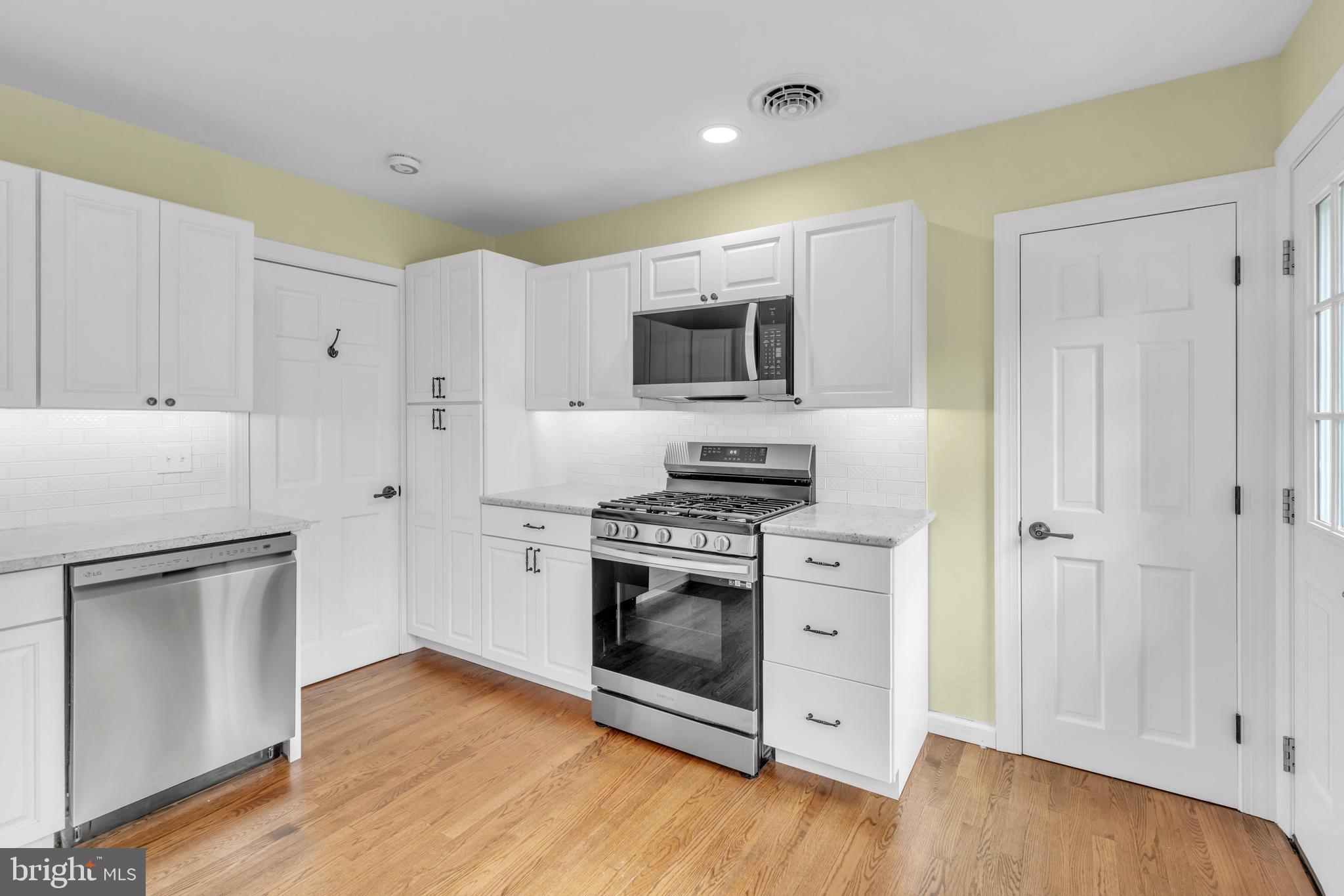 THORNBURY - Residential