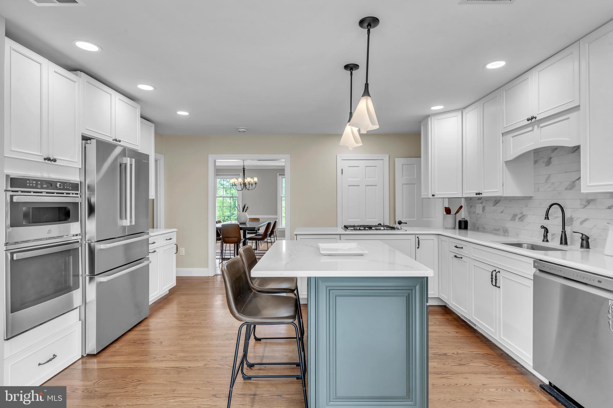 THORNBURY - Residential