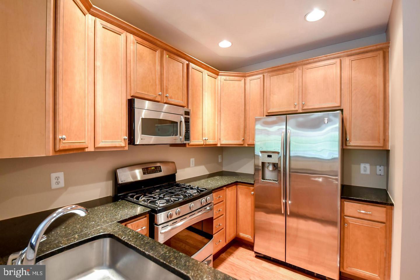 RIDGES AT BELMONT - Residential Lease