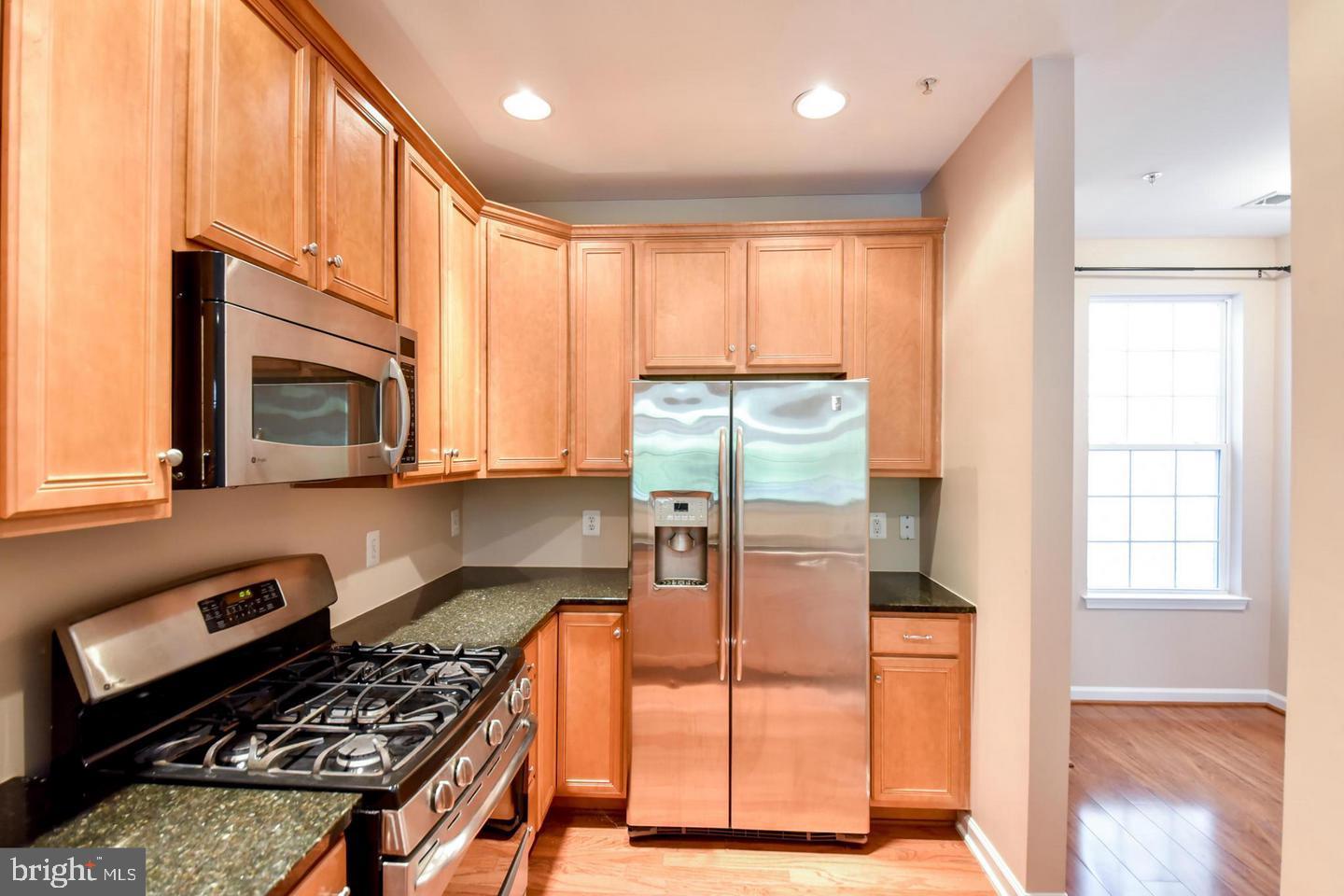 RIDGES AT BELMONT - Residential Lease