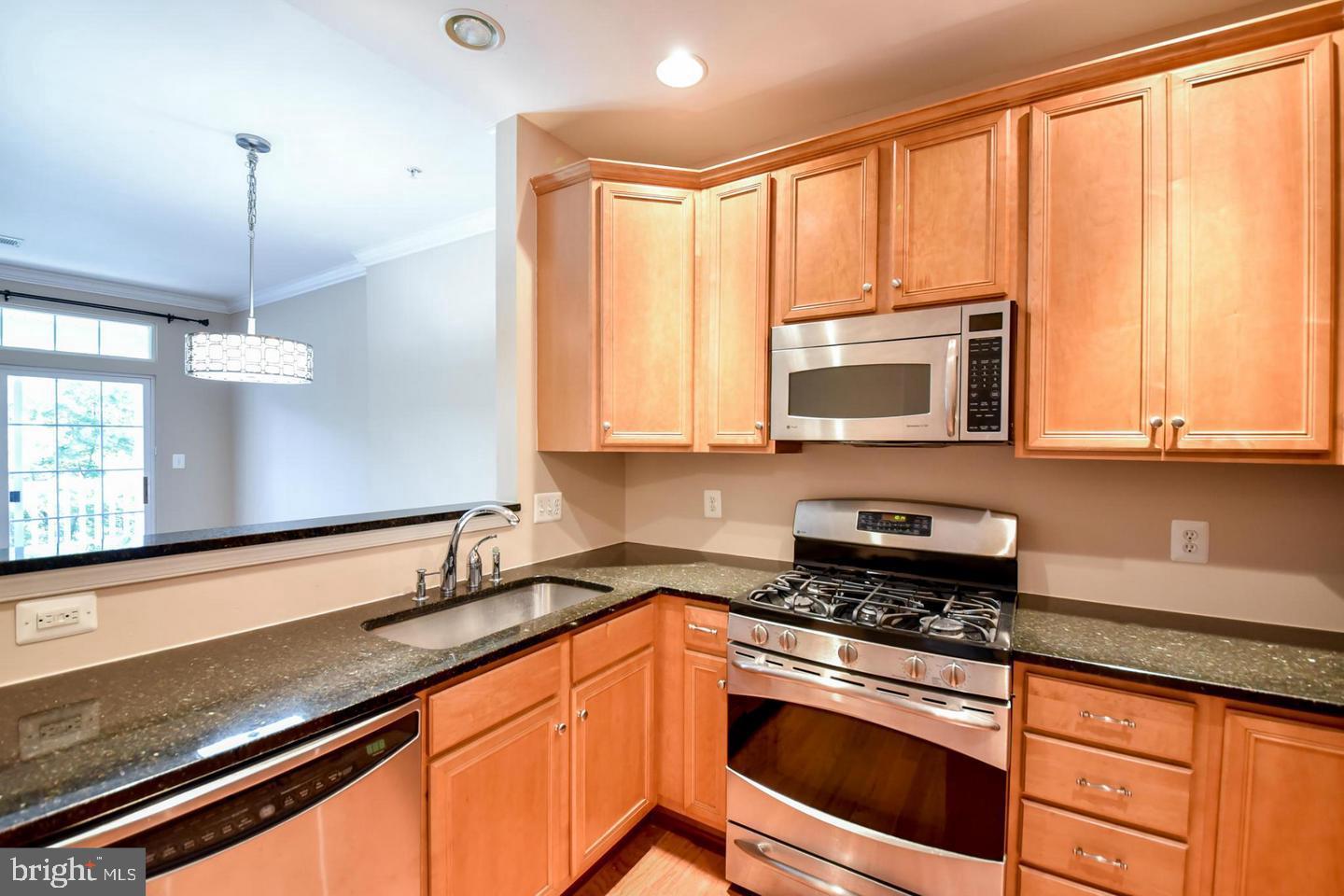 RIDGES AT BELMONT - Residential Lease