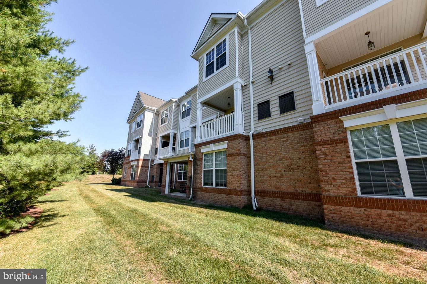 RIDGES AT BELMONT - Residential Lease