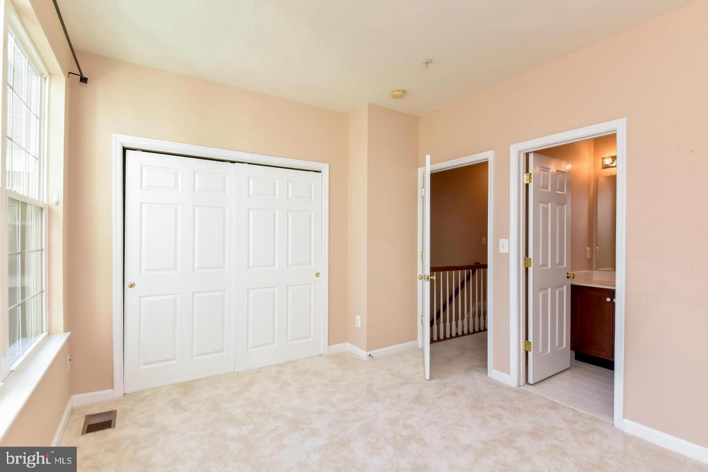 RIDGES AT BELMONT - Residential Lease