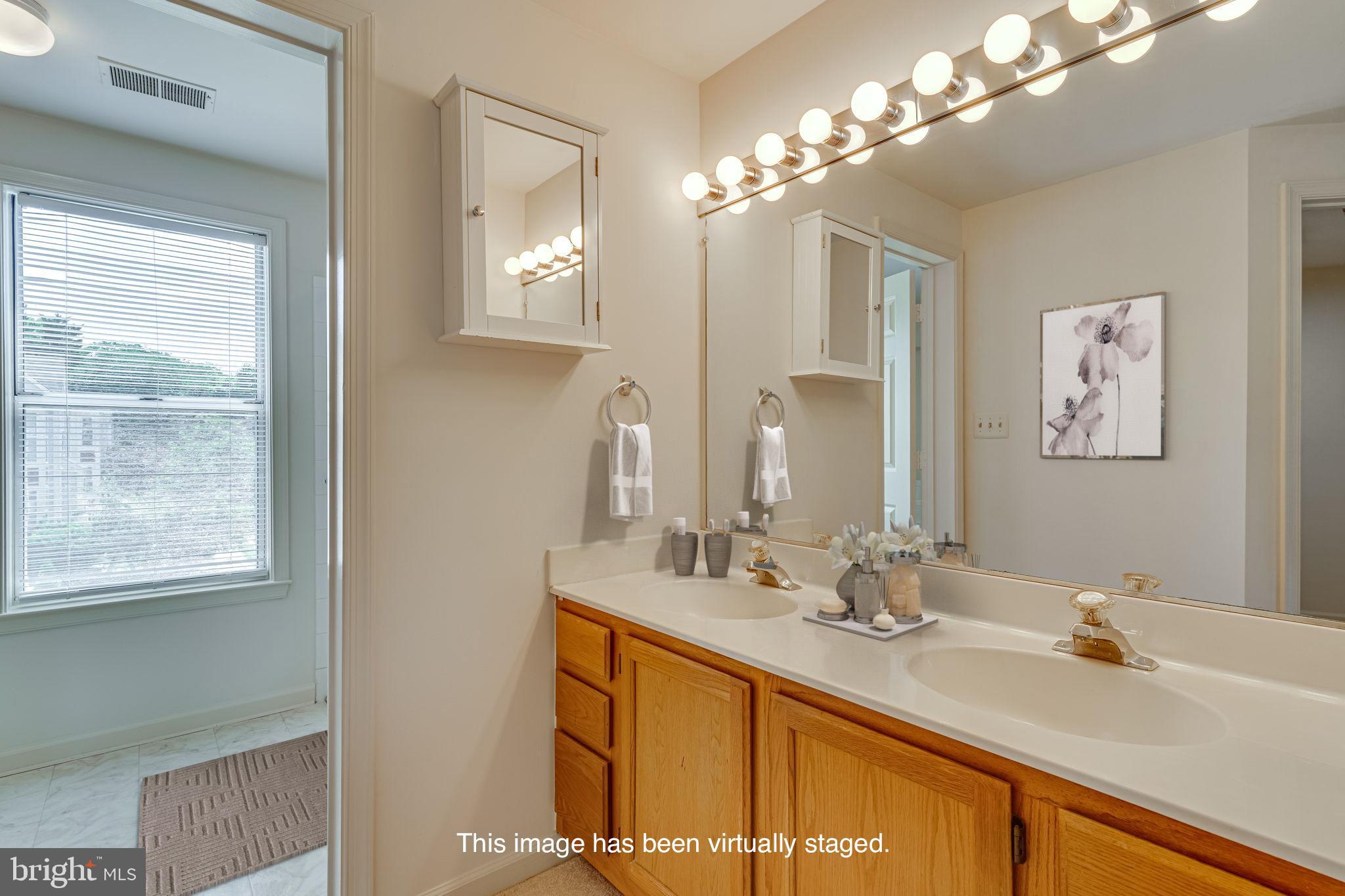 KINGSTOWNE - Residential