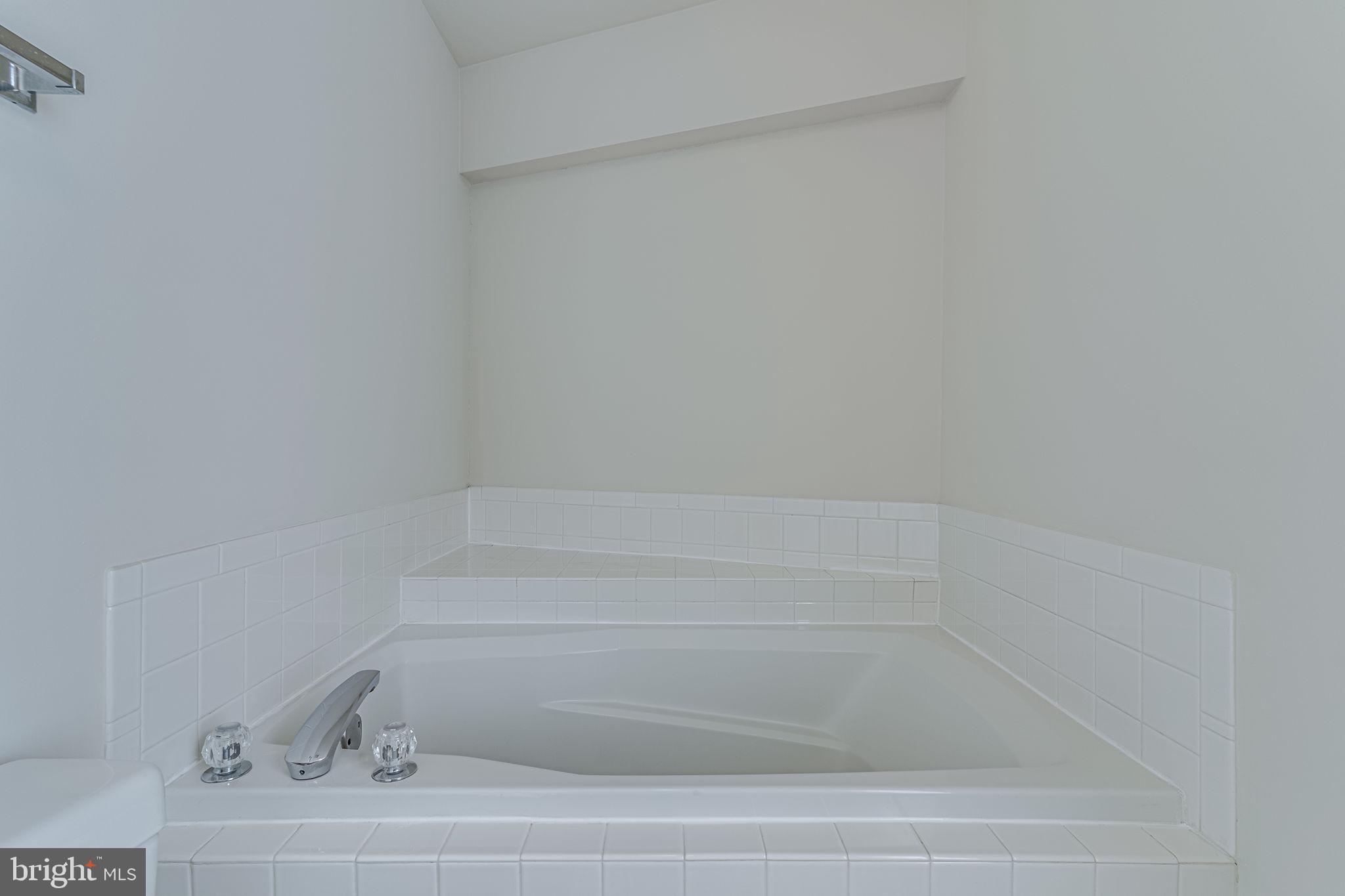 KINGSTOWNE - Residential