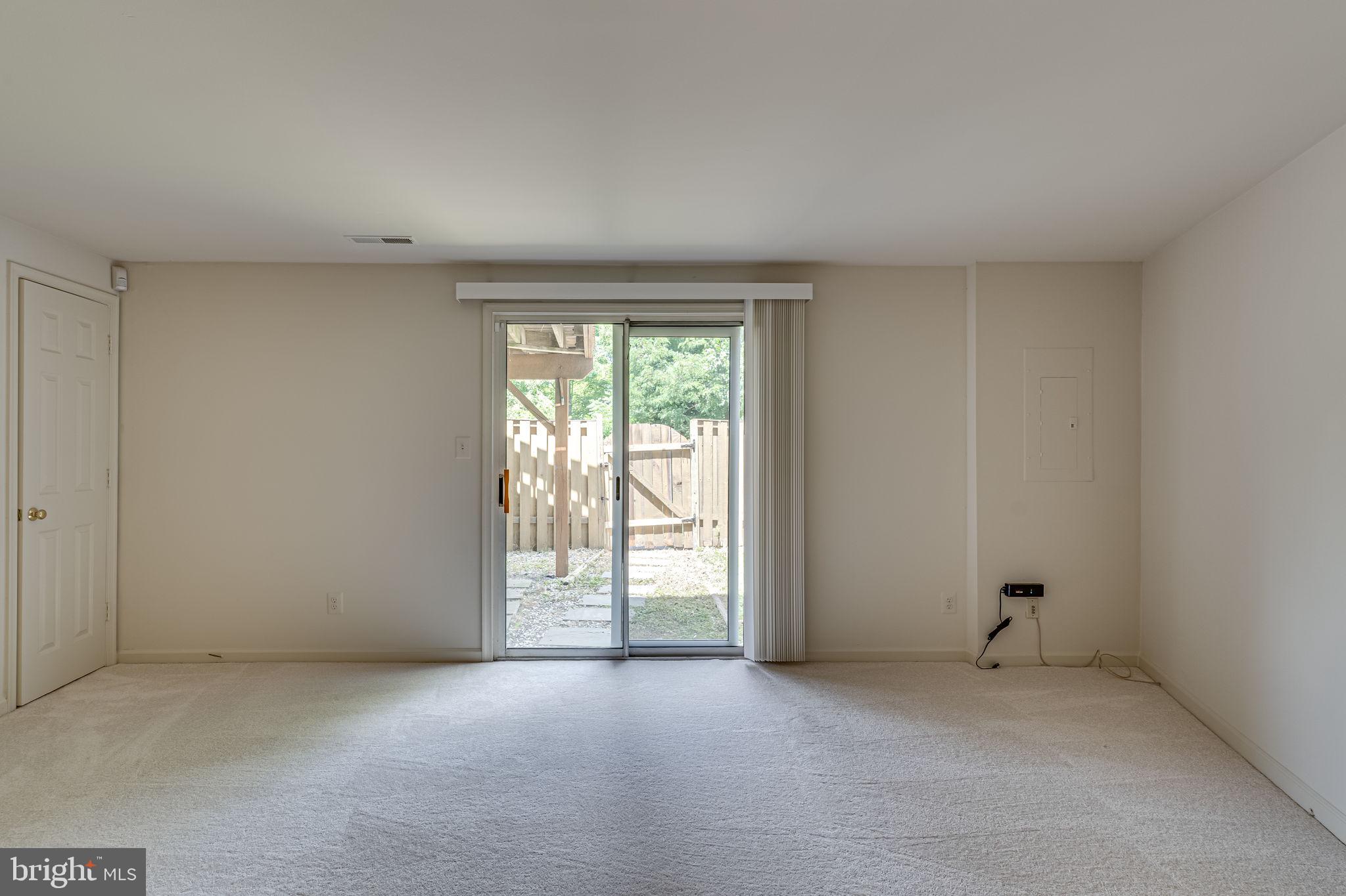 KINGSTOWNE - Residential