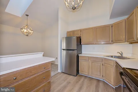33 Eraser Road, Moorestown, NJ MLS: NJBL2082998