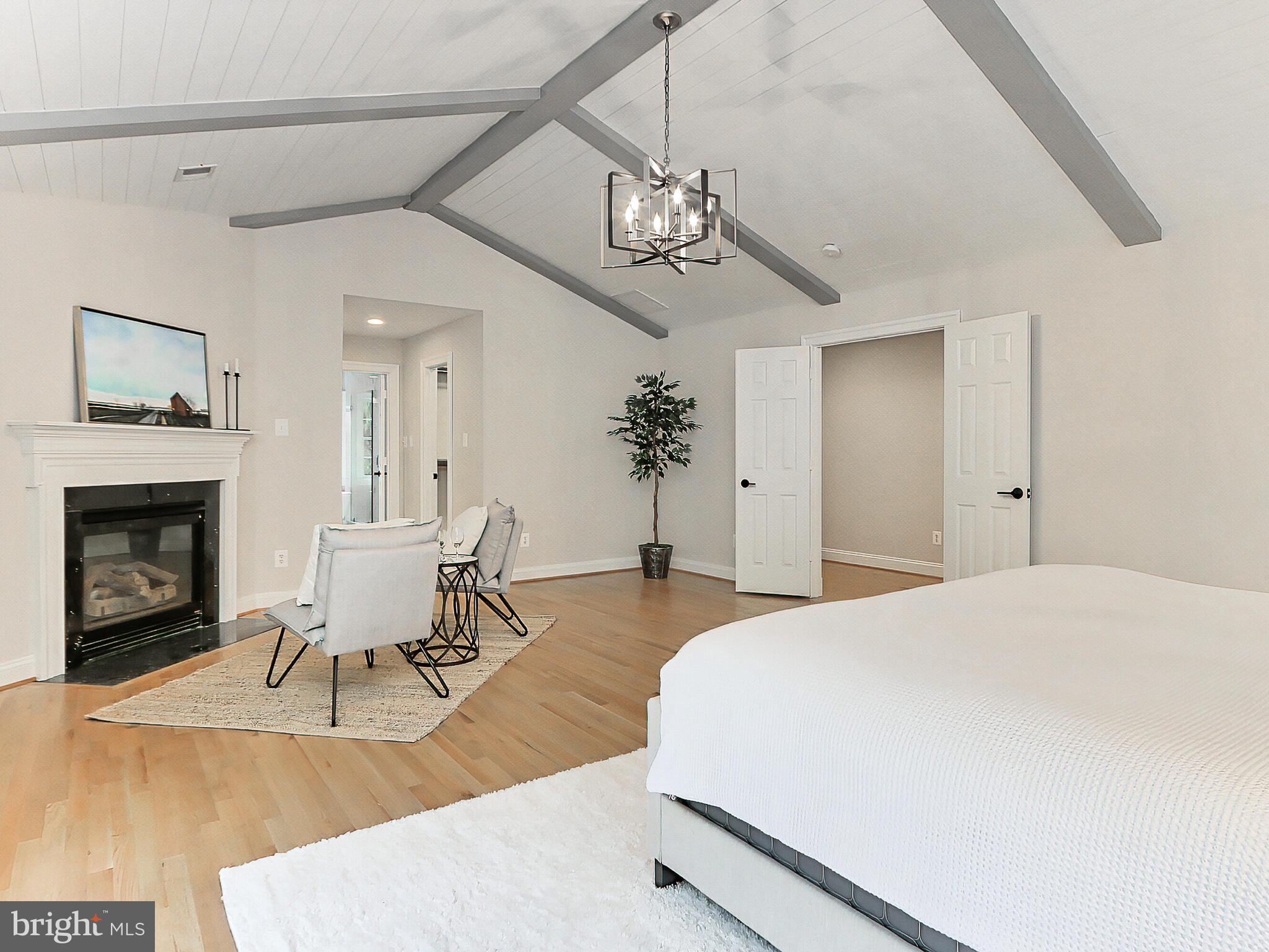 BIRCH GROVE - Residential