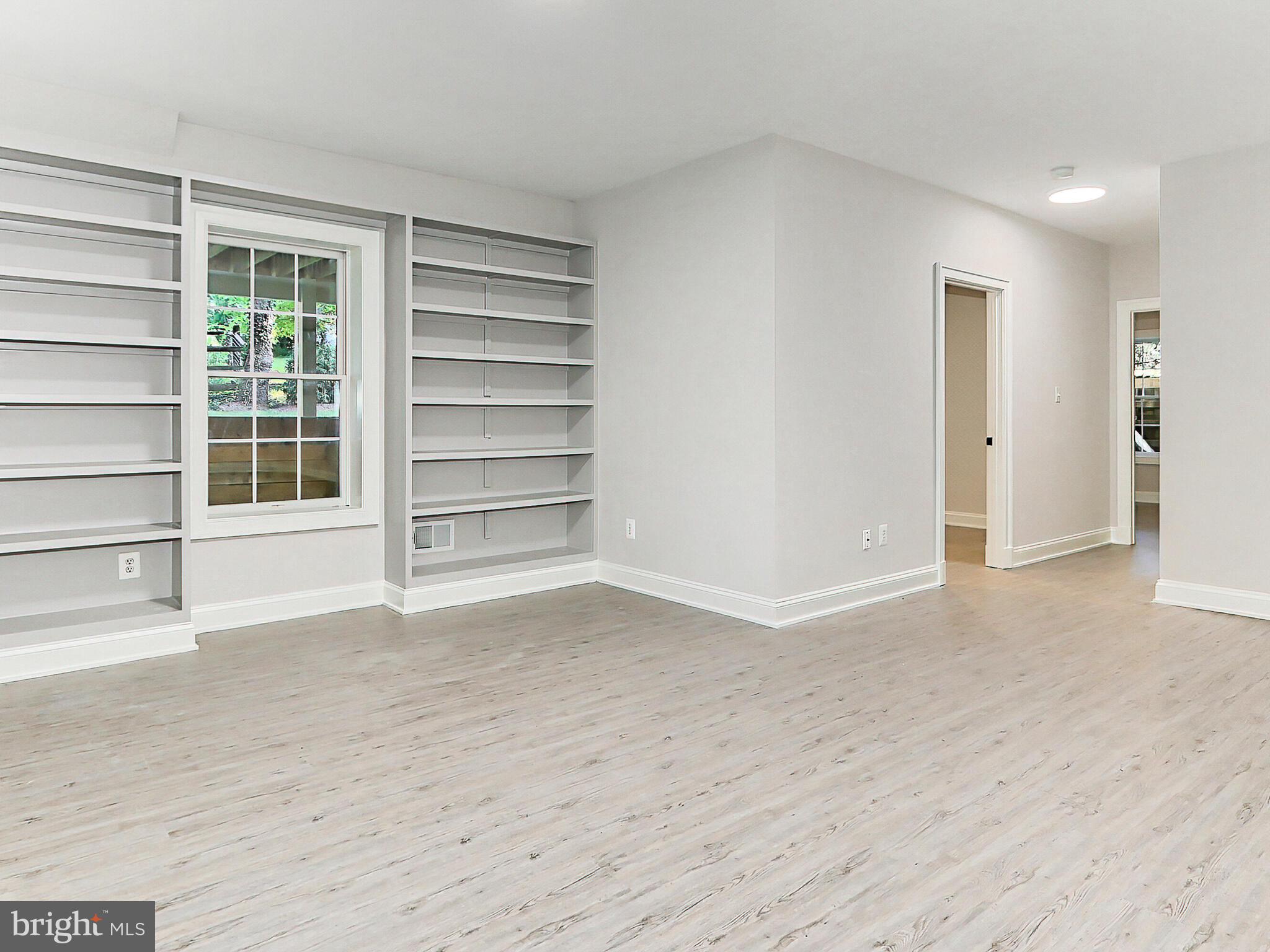 BIRCH GROVE - Residential