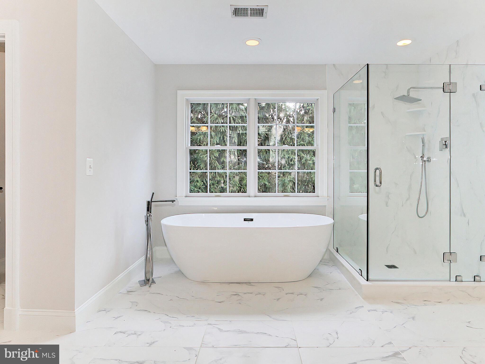 BIRCH GROVE - Residential