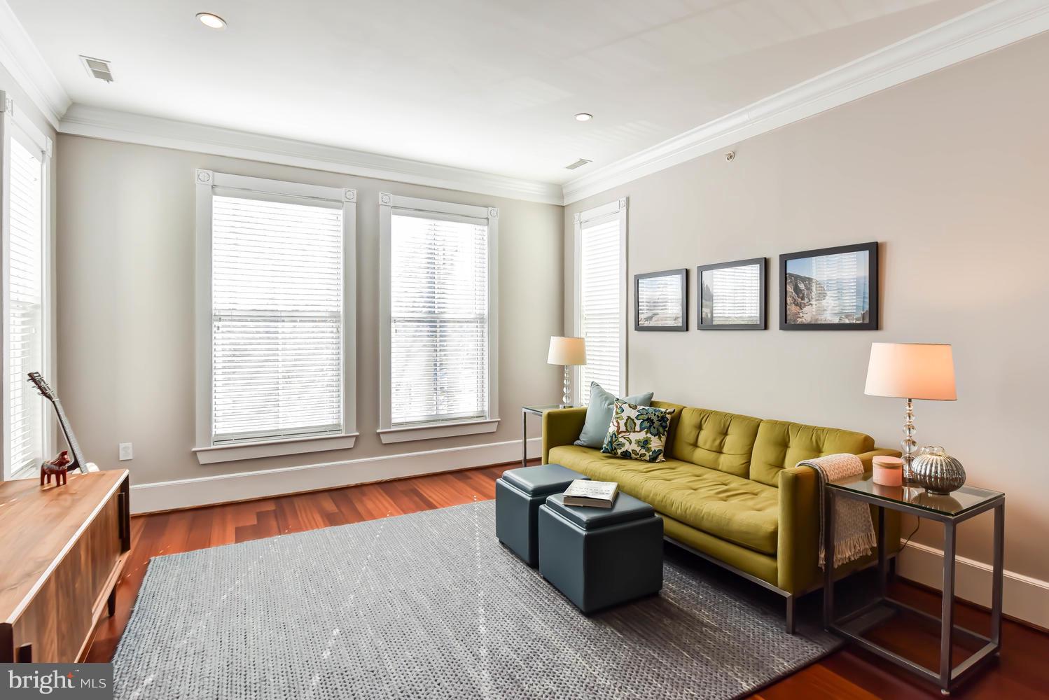 900 NORTH WASHINGTON STREET CONDOMINIUMS - Residential