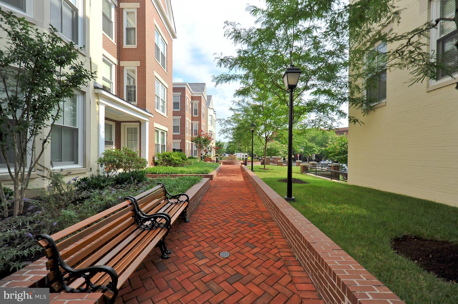 900 NORTH WASHINGTON STREET CONDOMINIUMS - Residential