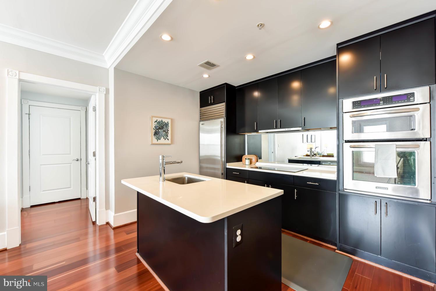 900 NORTH WASHINGTON STREET CONDOMINIUMS - Residential