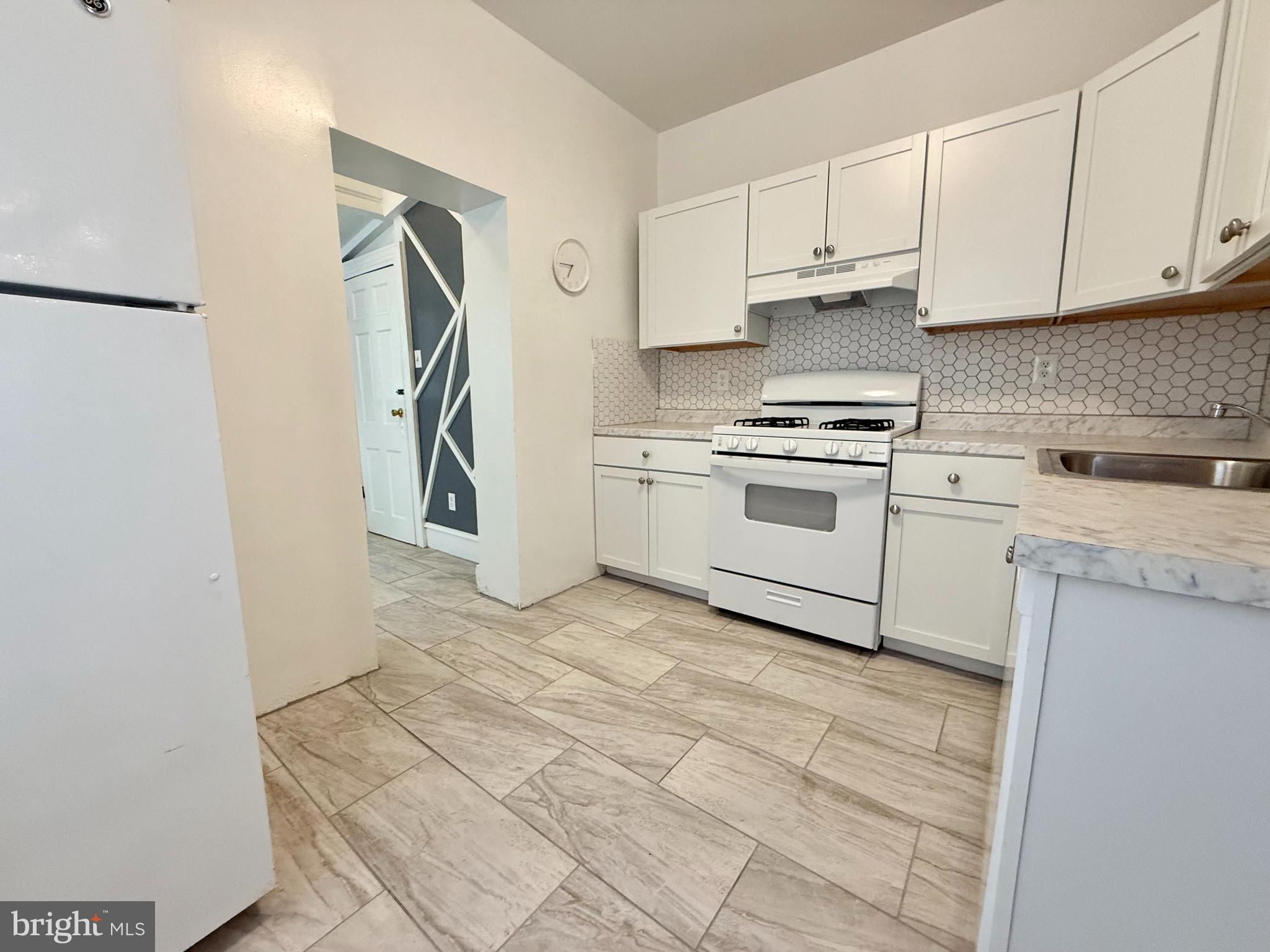 COBBS CREEK - Residential Lease