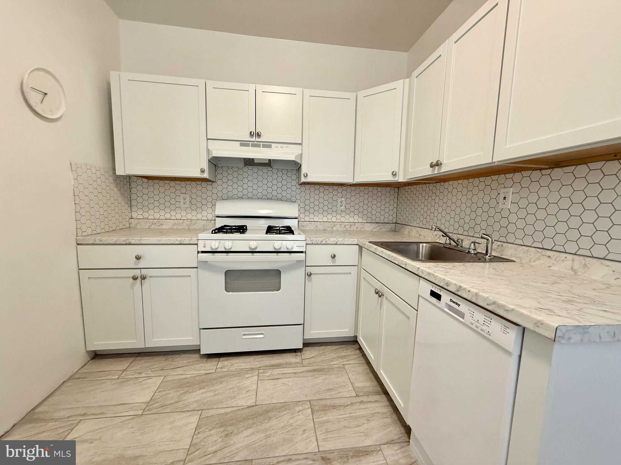 COBBS CREEK - Residential Lease