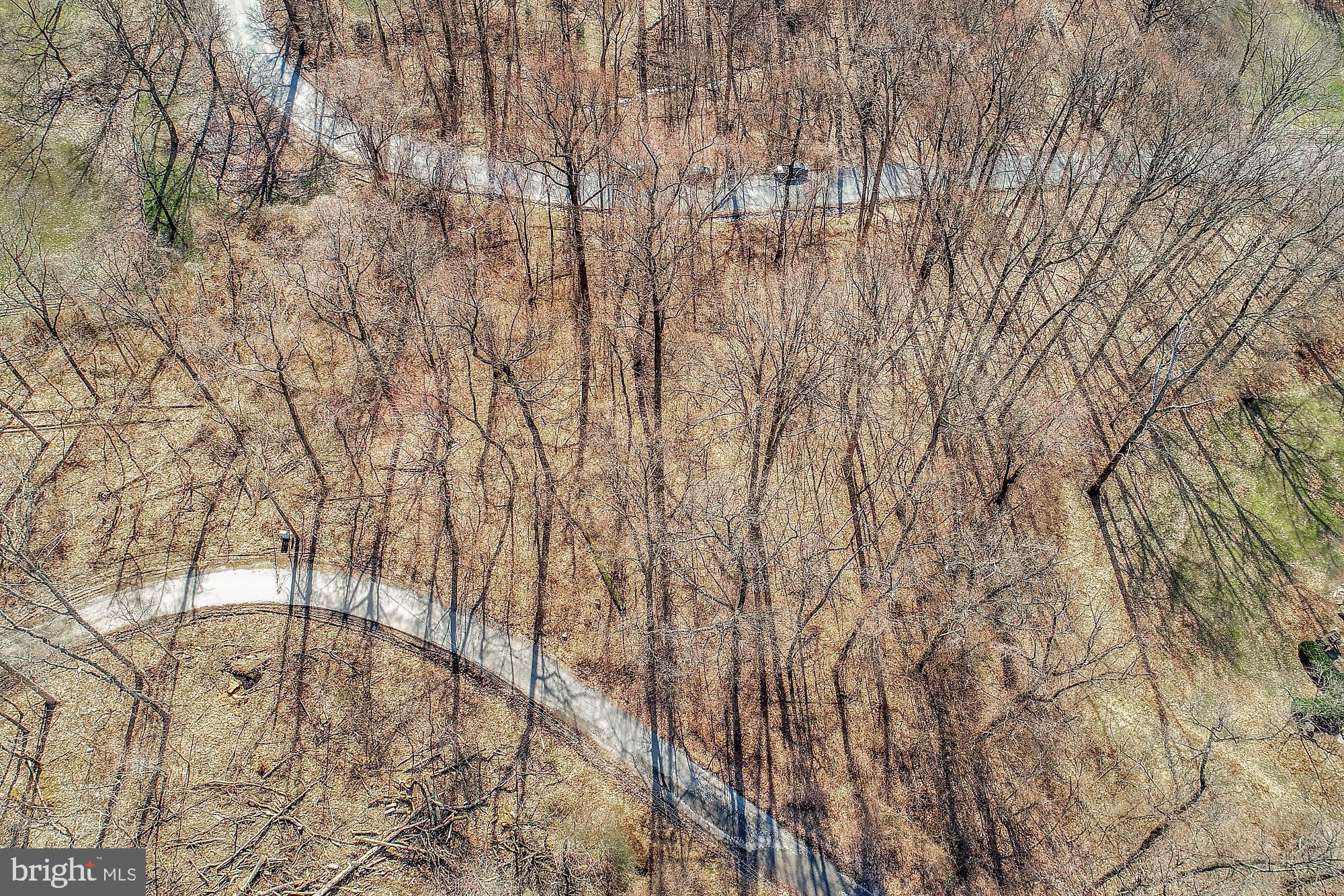 DEER HILL ESTATES - Land