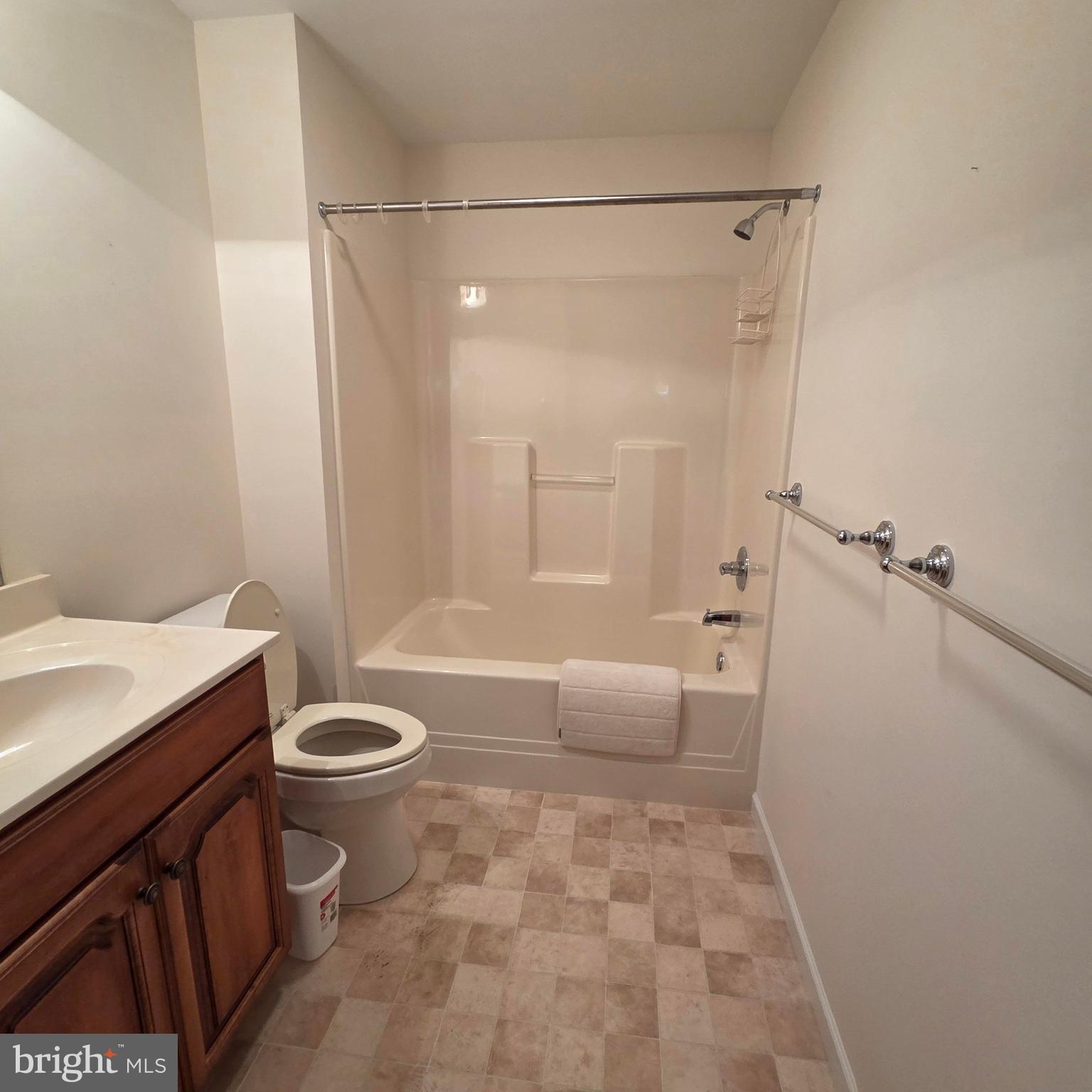 BROOKSHIRE - Residential