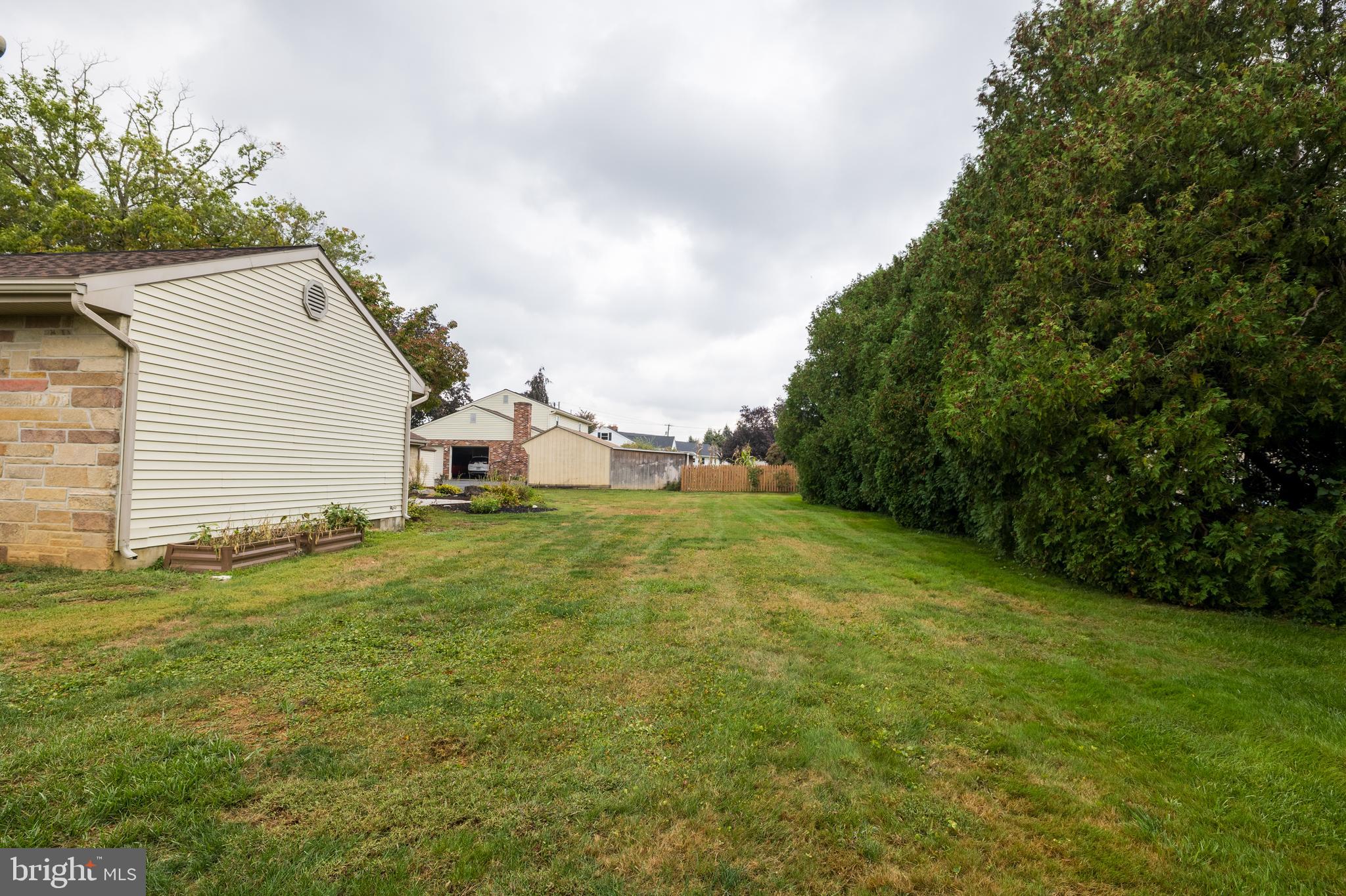 EAST EARL TWP - Residential