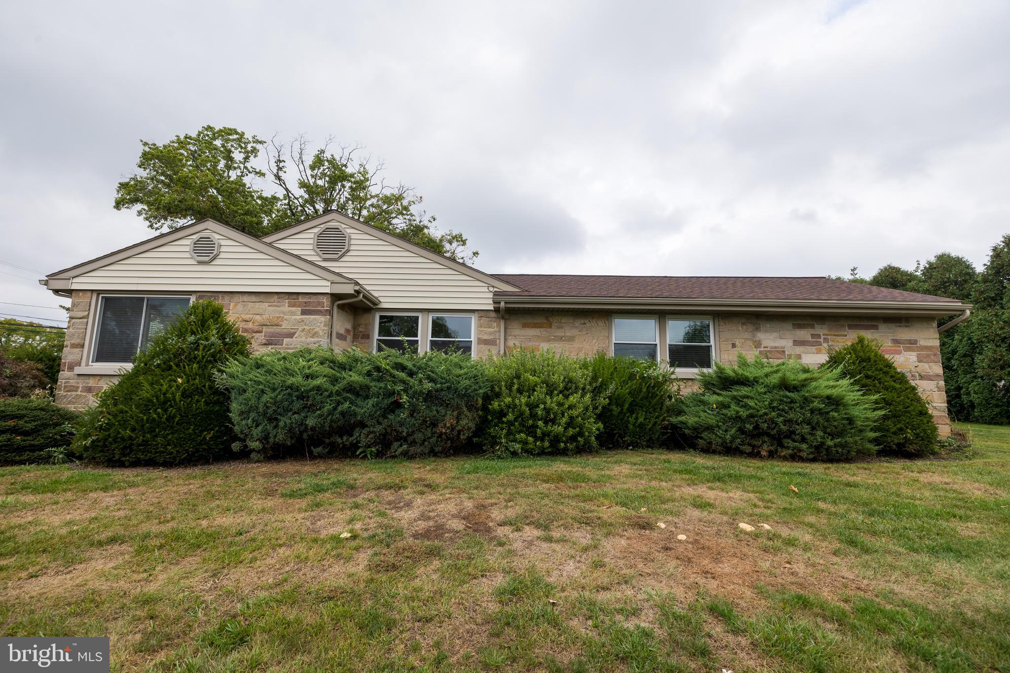 EAST EARL TWP - Residential