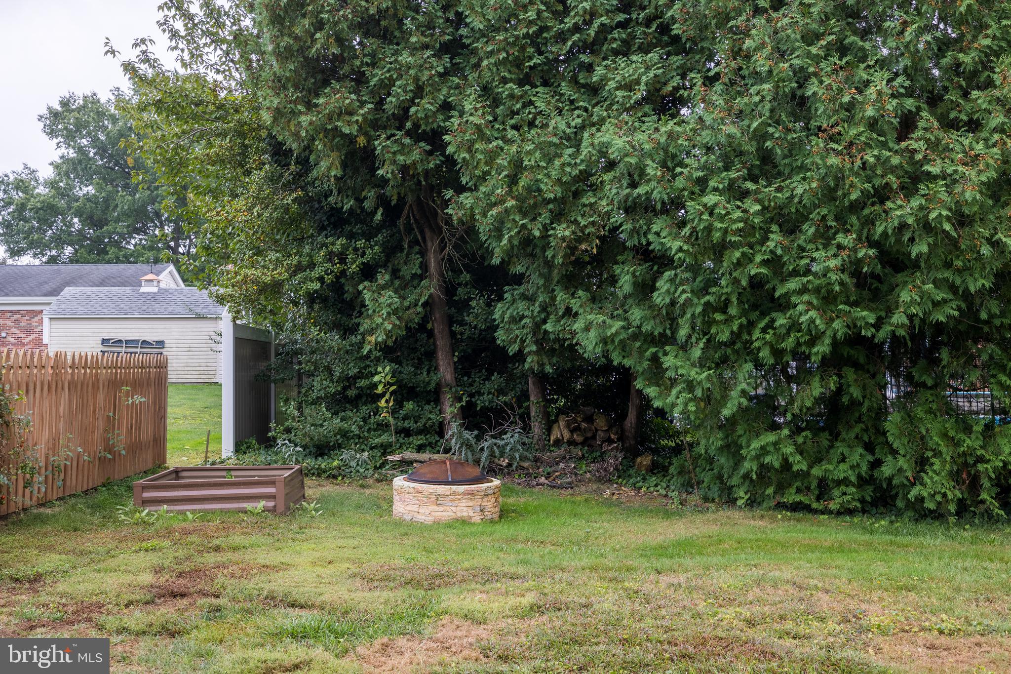 EAST EARL TWP - Residential