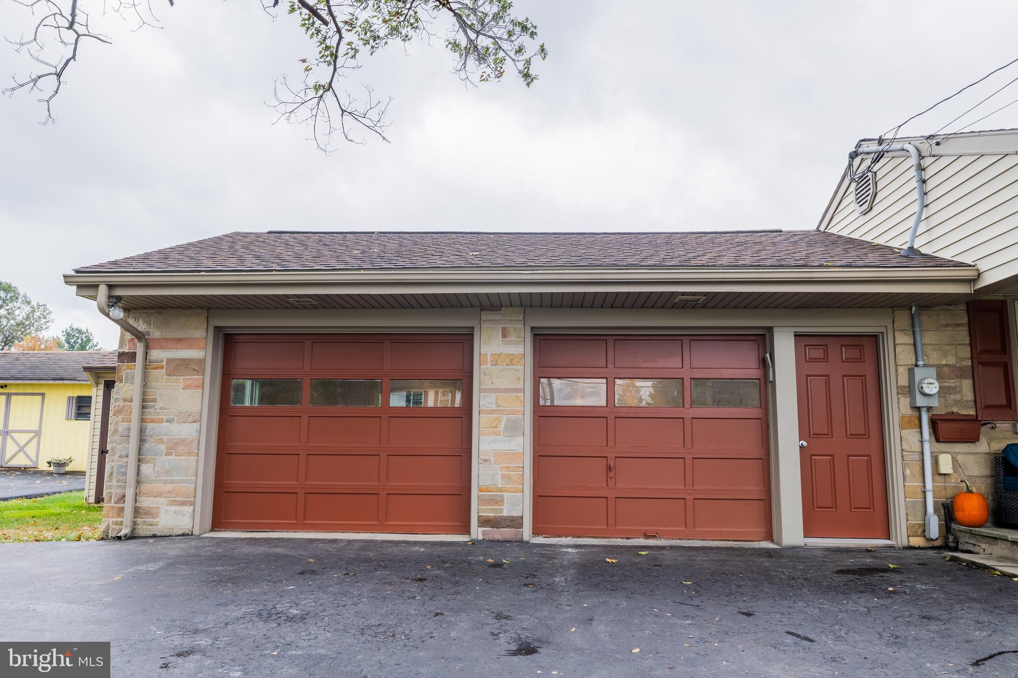 EAST EARL TWP - Residential