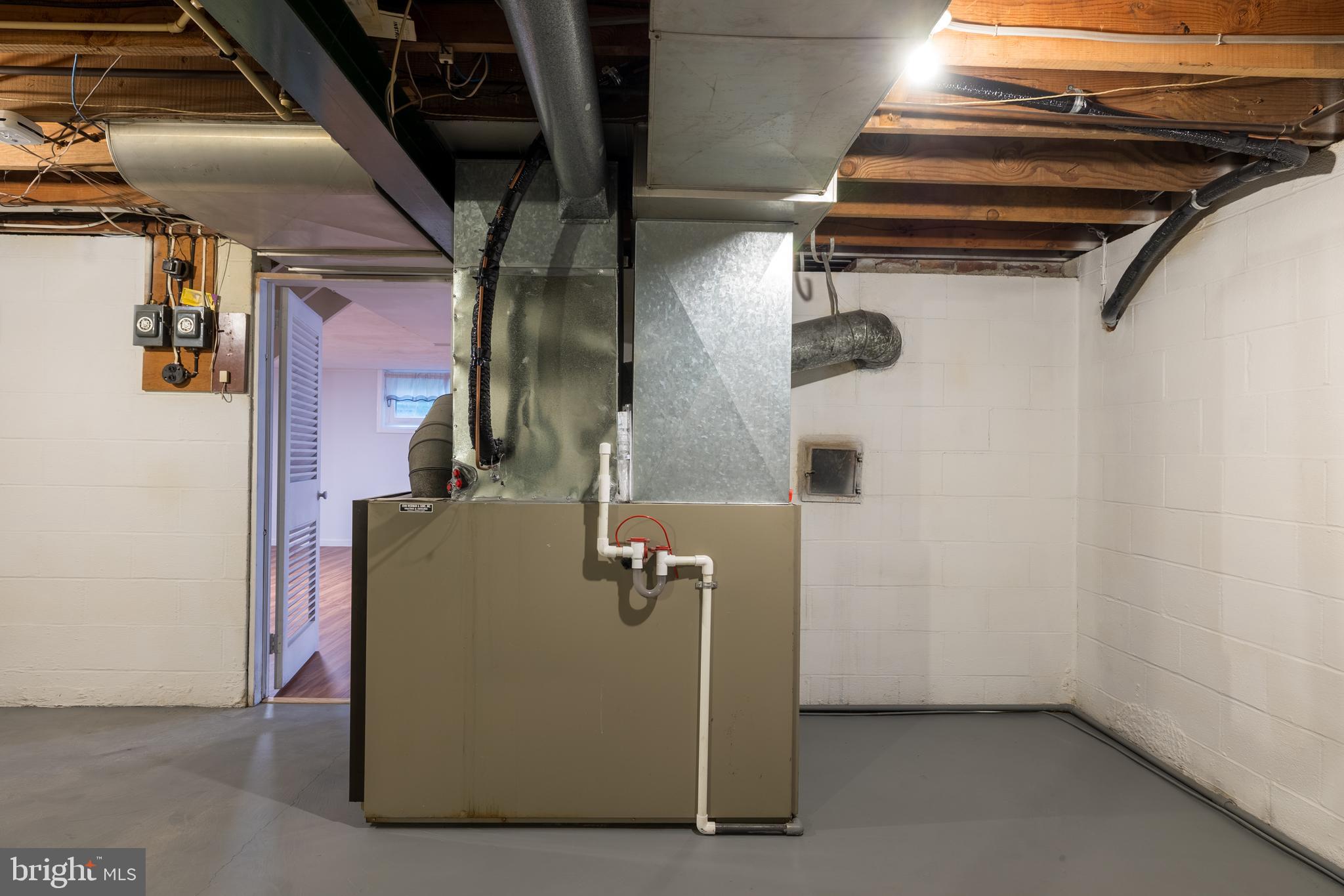 EAST EARL TWP - Residential