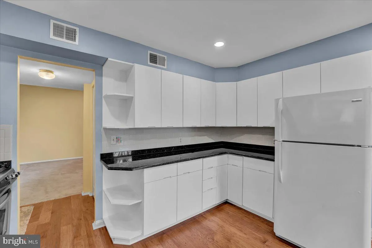 Ambler, Pennsylvania 19002, United States, 3 Bedrooms Bedrooms, ,2 BathroomsBathrooms,Residential,Pending,108433