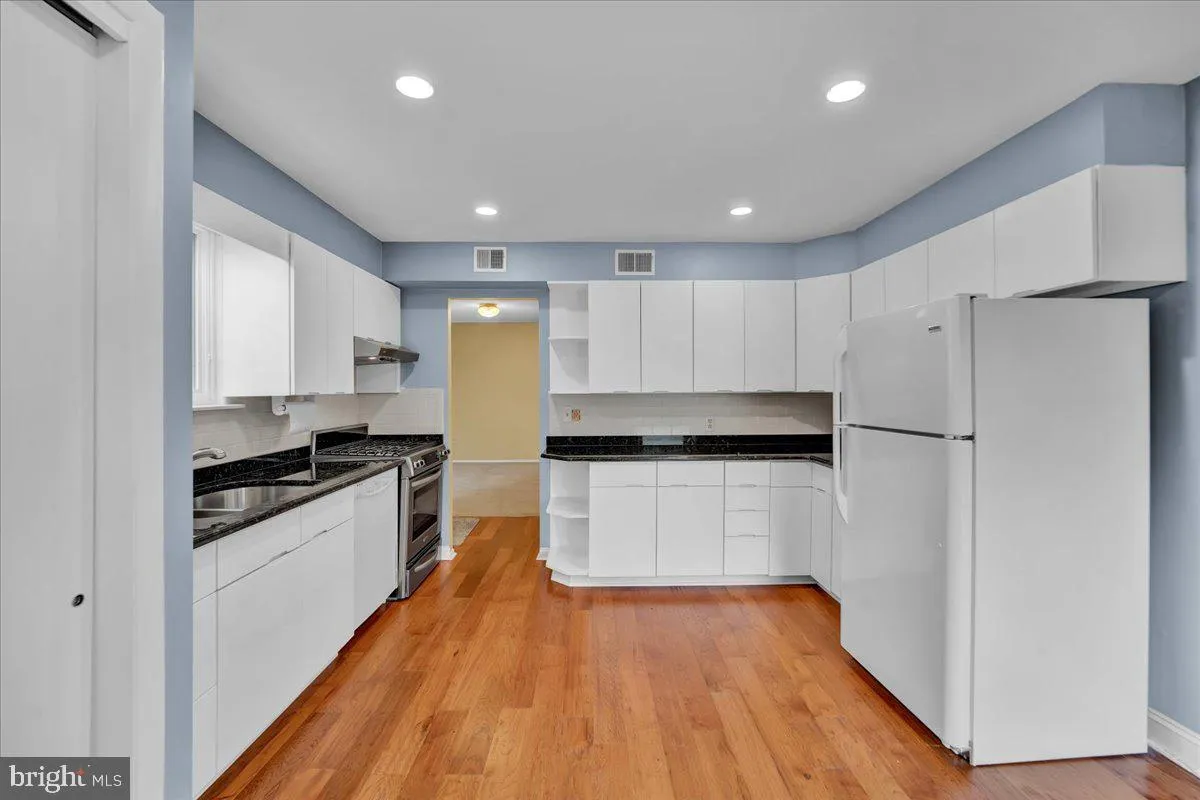 Ambler, Pennsylvania 19002, United States, 3 Bedrooms Bedrooms, ,2 BathroomsBathrooms,Residential,Pending,108433