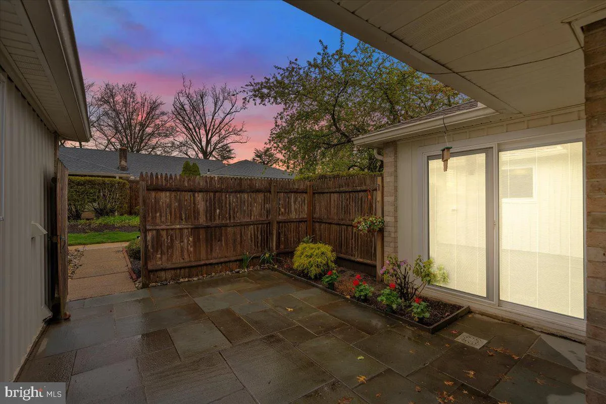 Ambler, Pennsylvania 19002, United States, 3 Bedrooms Bedrooms, ,2 BathroomsBathrooms,Residential,Pending,108433