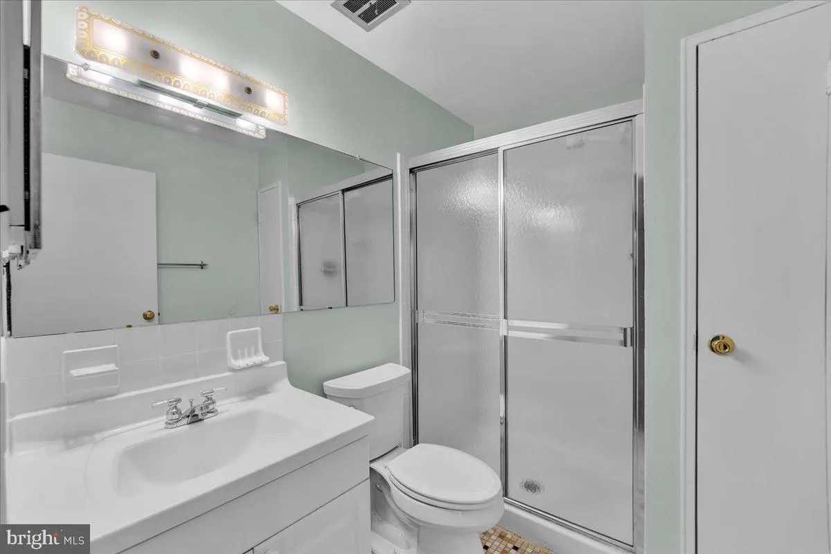 Ambler, Pennsylvania 19002, United States, 3 Bedrooms Bedrooms, ,2 BathroomsBathrooms,Residential,Pending,108433