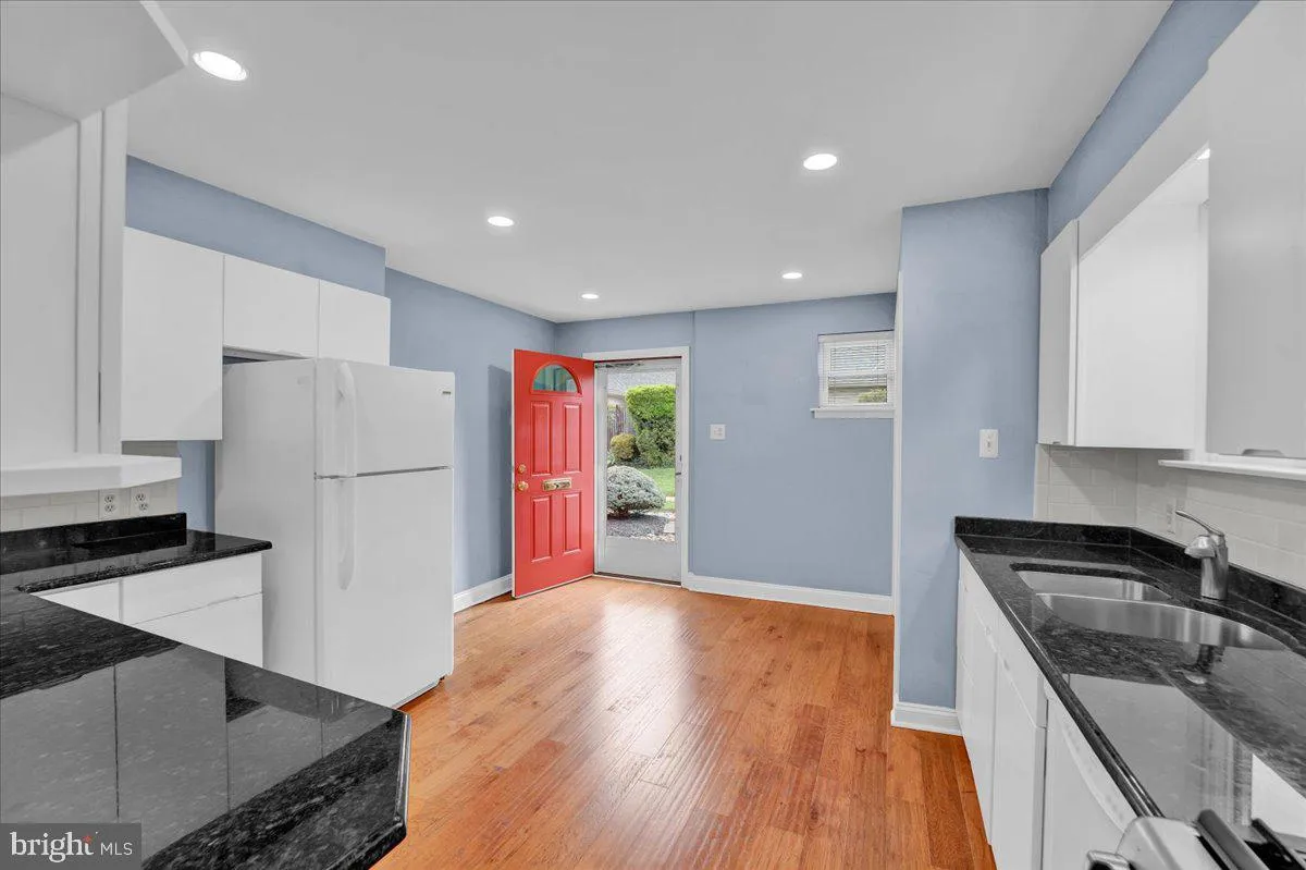 Ambler, Pennsylvania 19002, United States, 3 Bedrooms Bedrooms, ,2 BathroomsBathrooms,Residential,Pending,108433