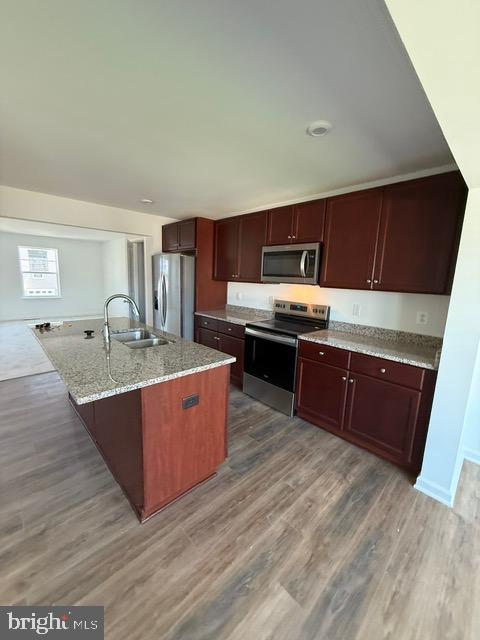 SOUTH BROOK - Residential Lease