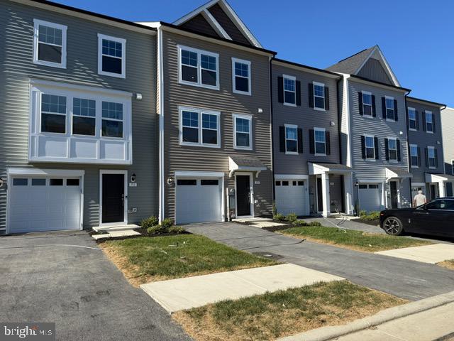 SOUTH BROOK - Residential Lease