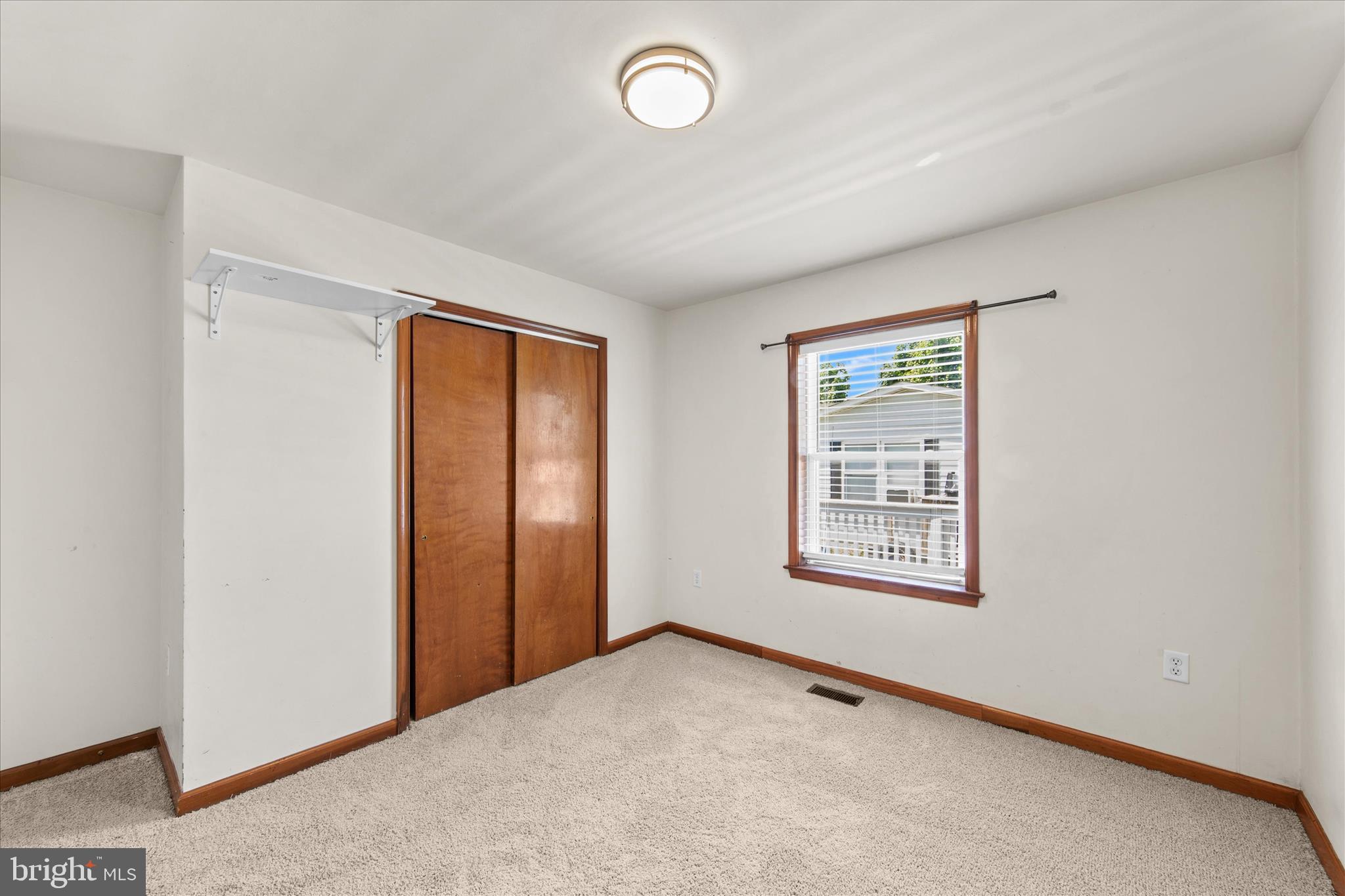 GREEN ACRES - Residential