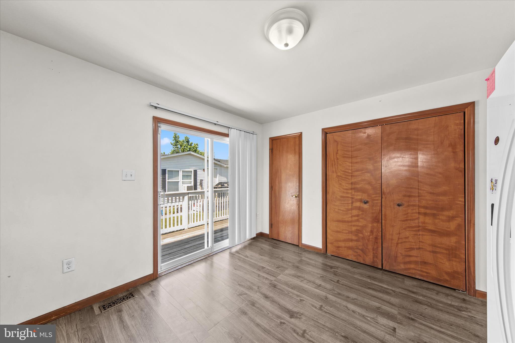 GREEN ACRES - Residential
