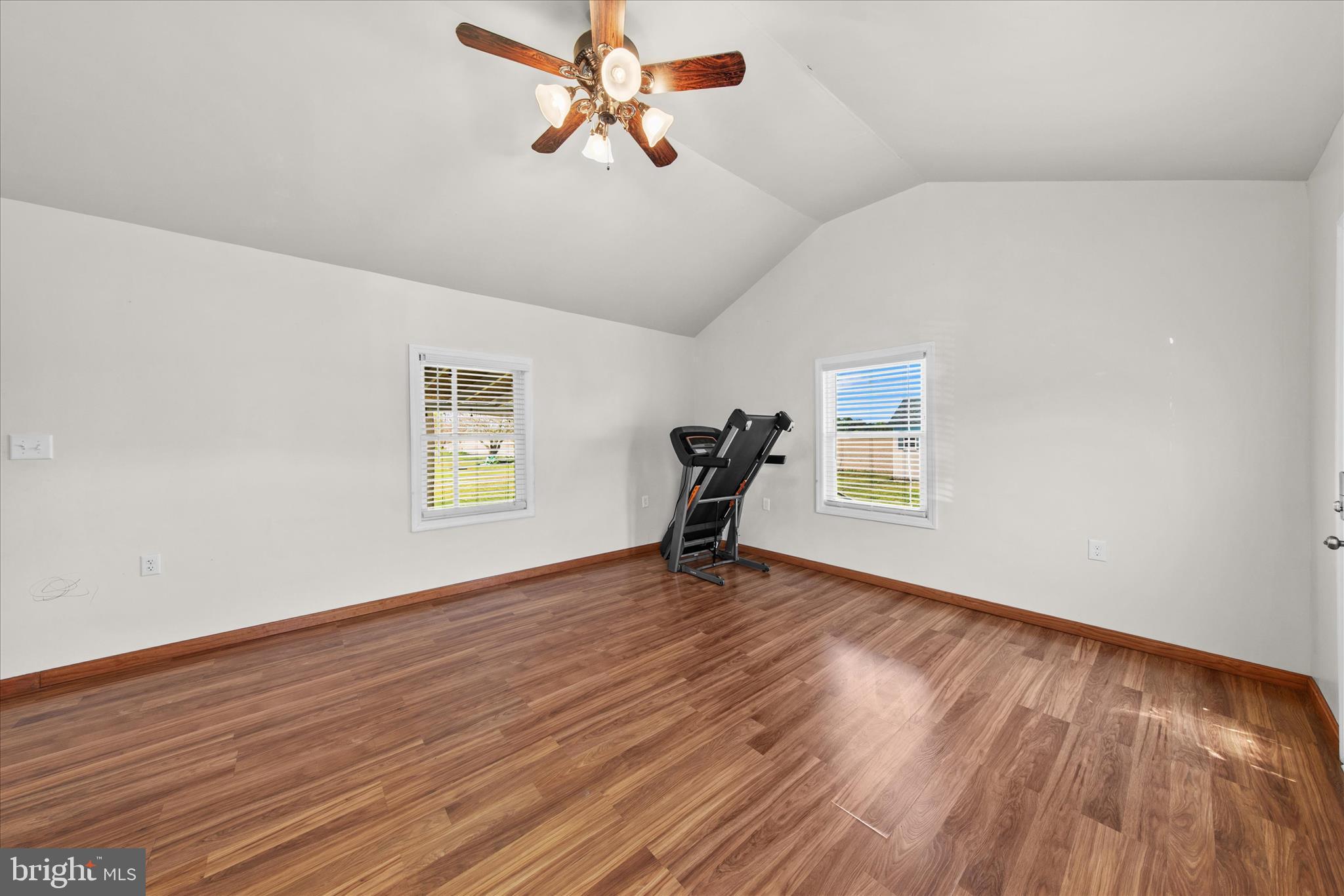 GREEN ACRES - Residential