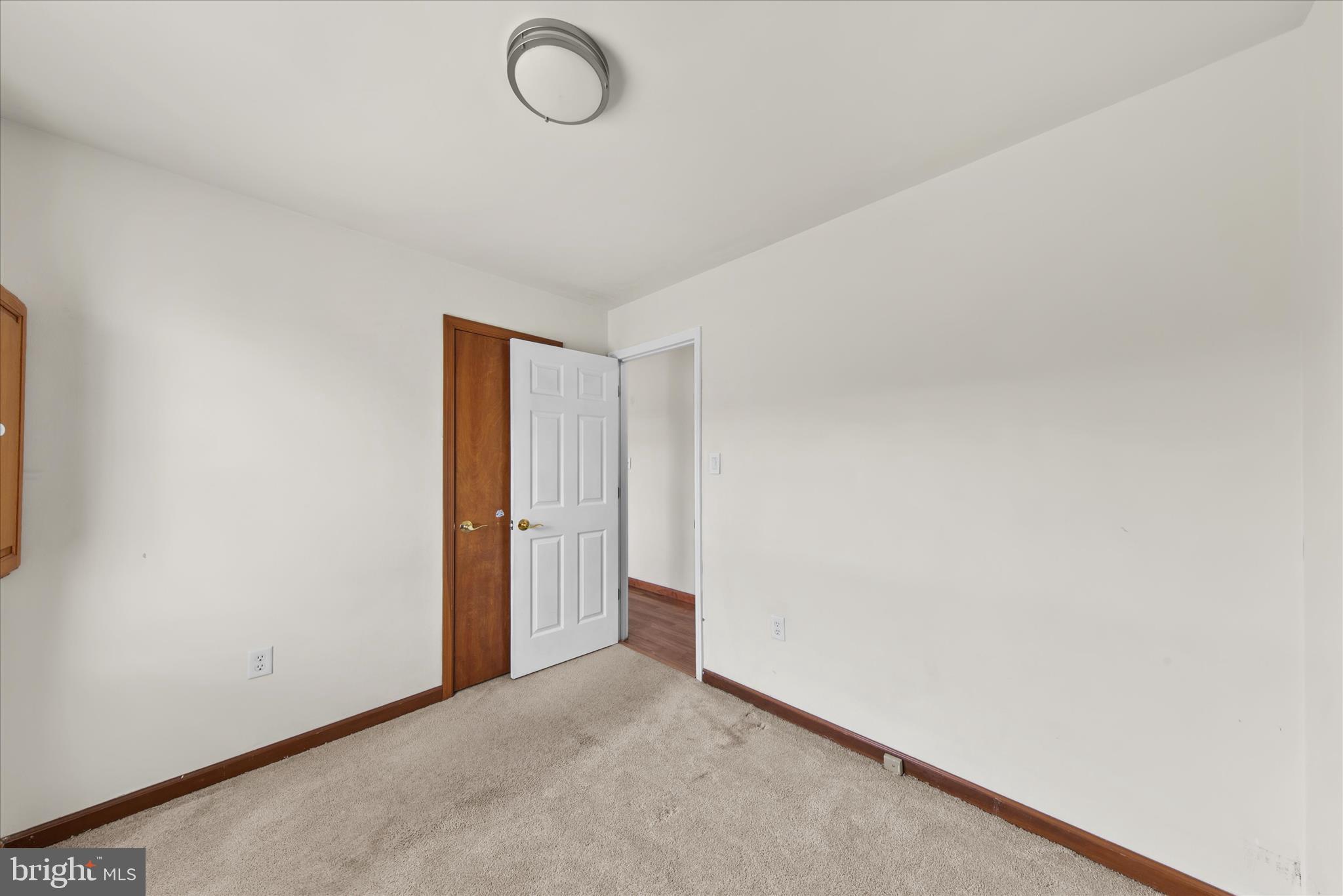 GREEN ACRES - Residential