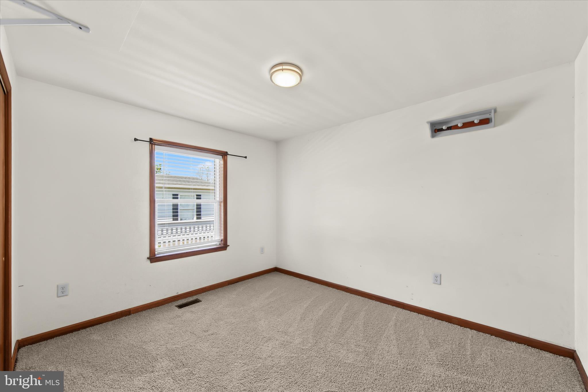 GREEN ACRES - Residential