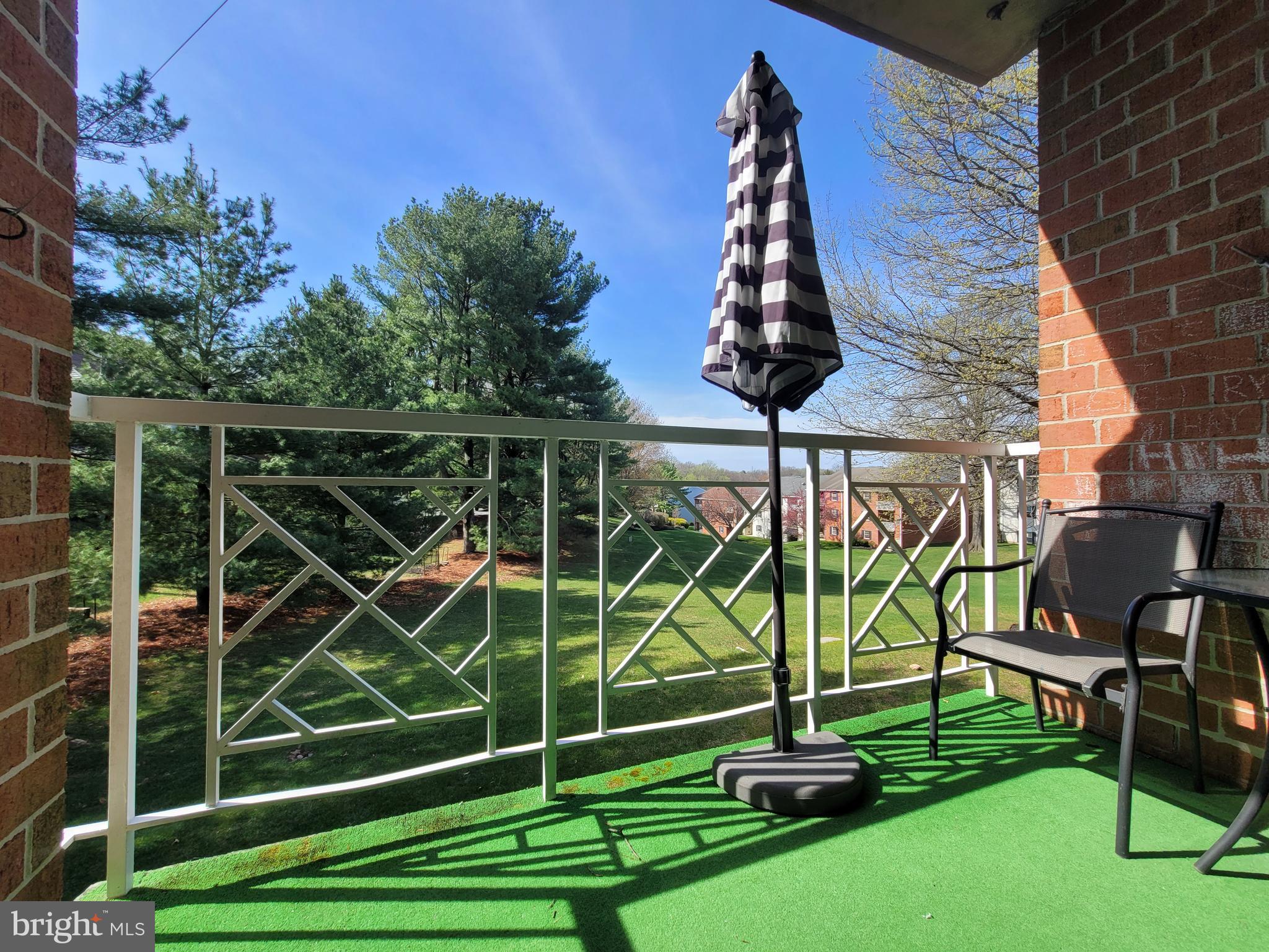 SHEPHERDS KNOLL GARDEN - Residential