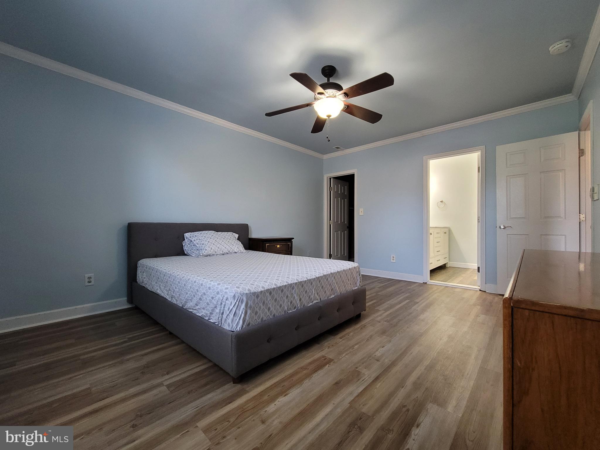 SHEPHERDS KNOLL GARDEN - Residential