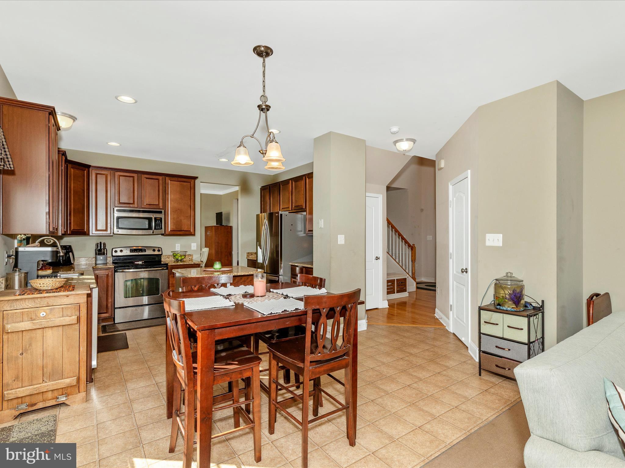 ELMWOOD FARM - Residential